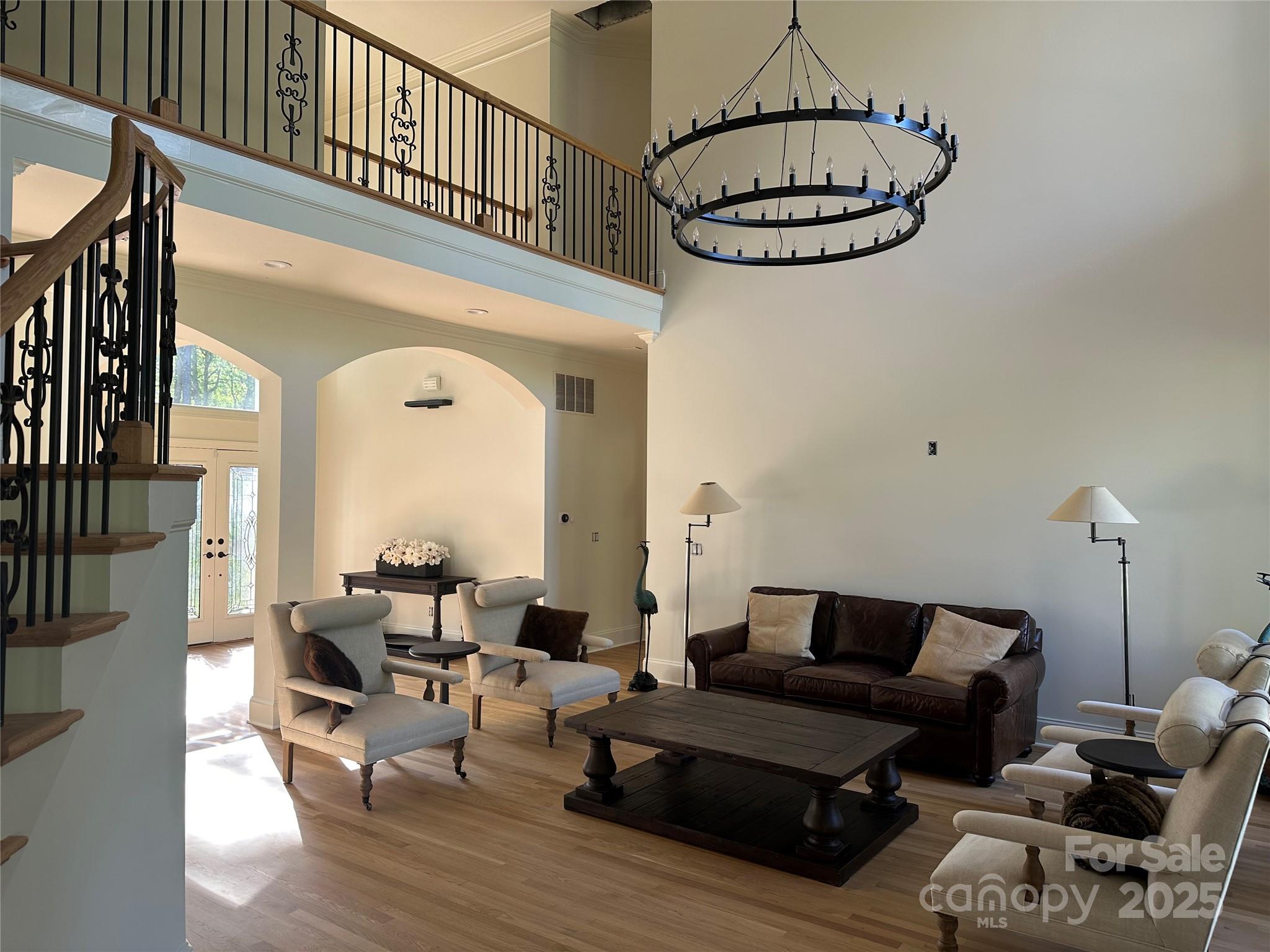 5517 Mountain Point Lane