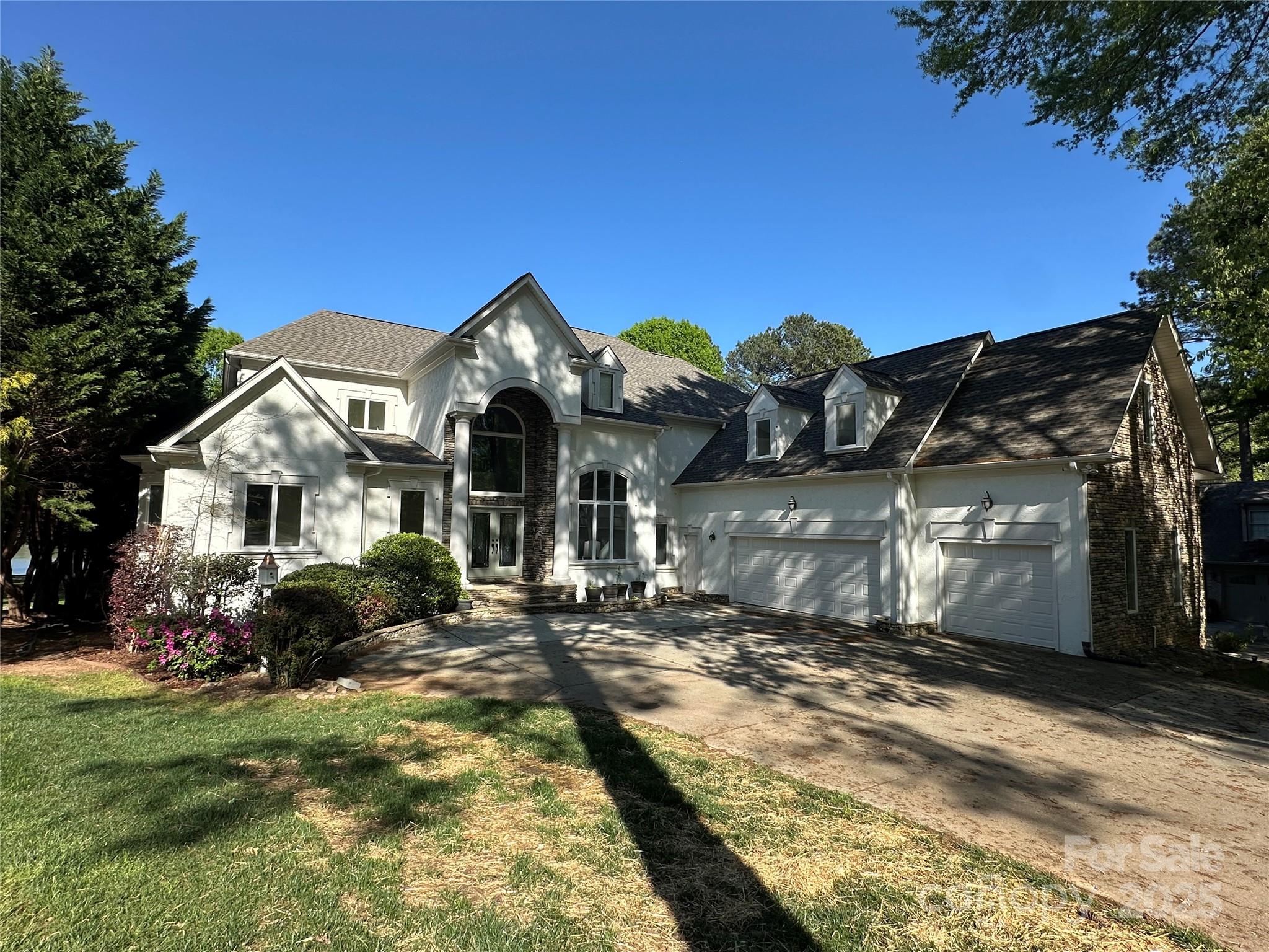 5517 Mountain Point Lane