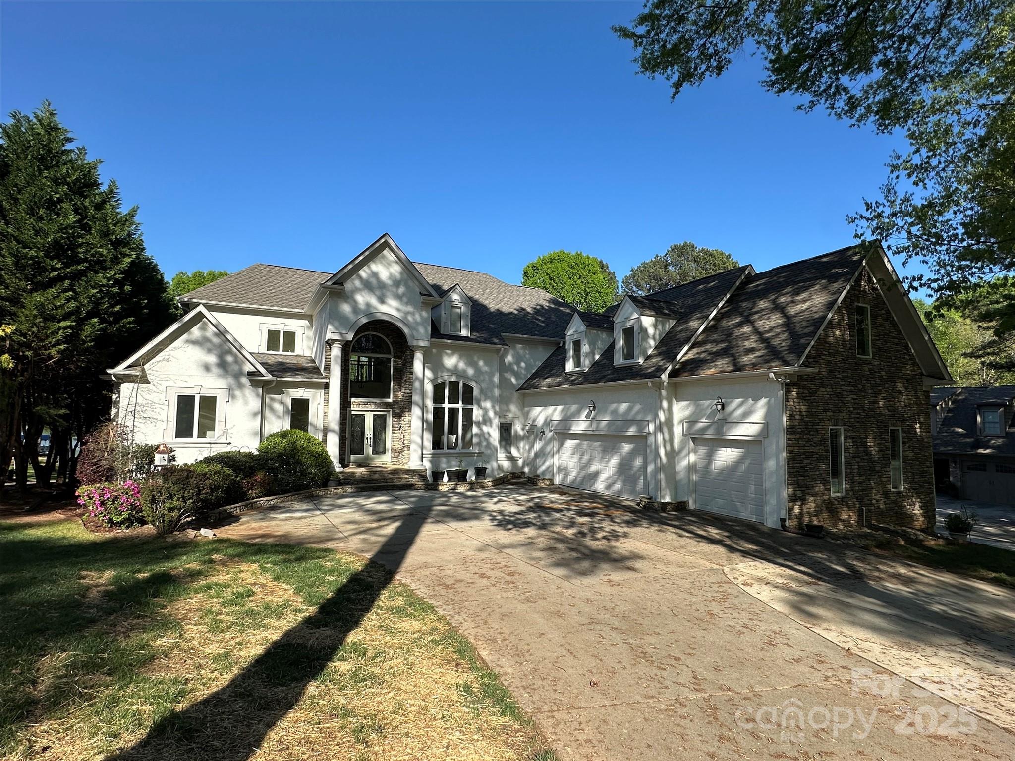 5517 Mountain Point Lane