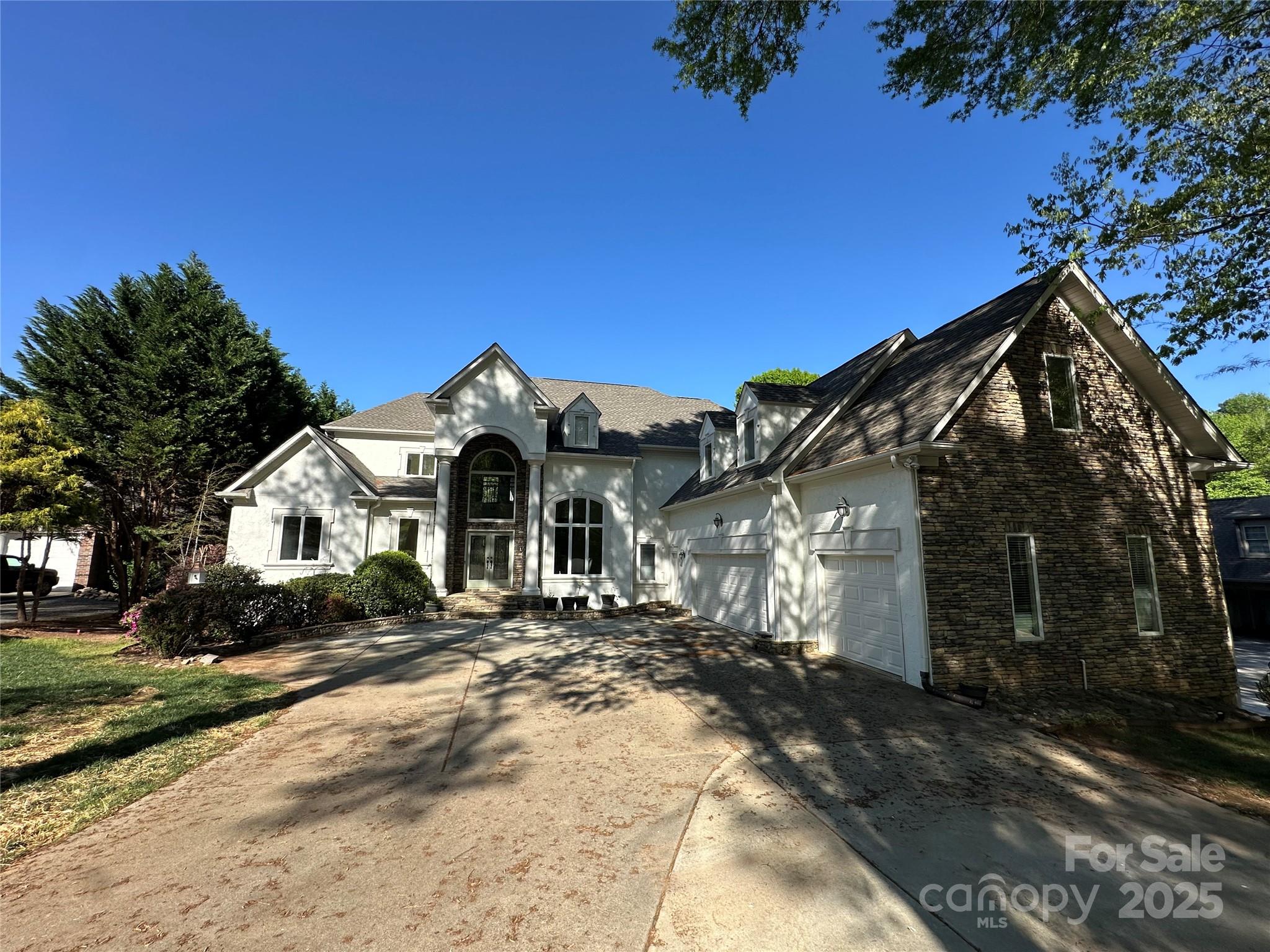 5517 Mountain Point Lane