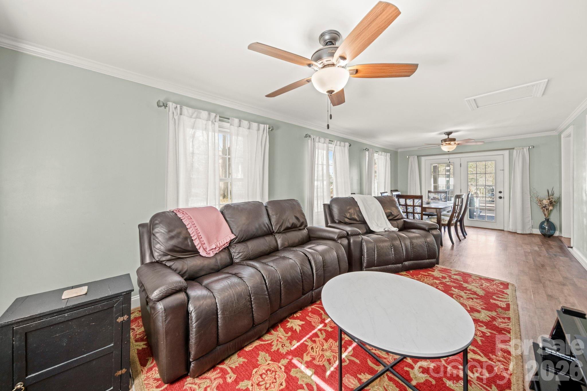Riverside Drive - Residential