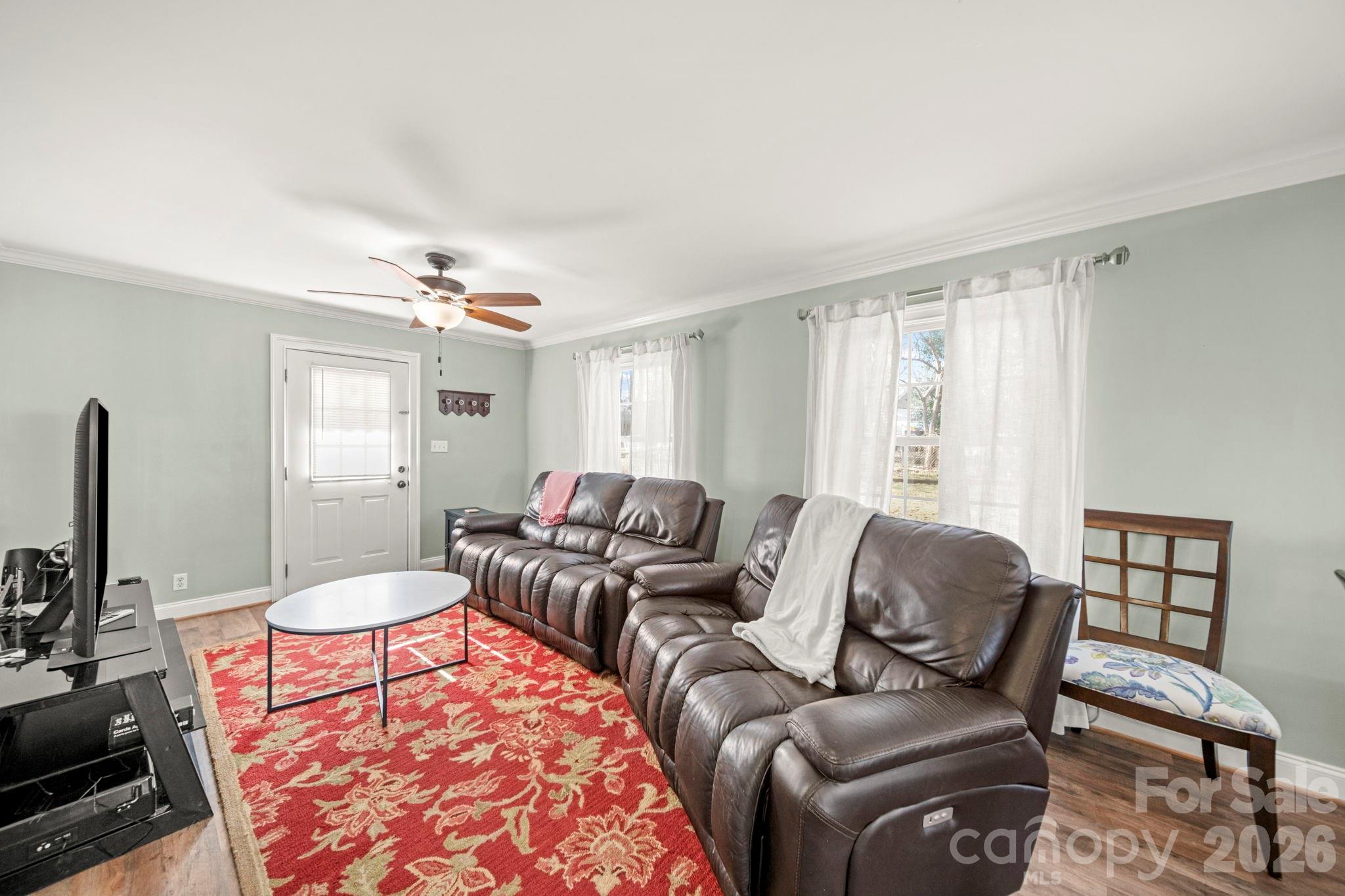 Riverside Drive - Residential