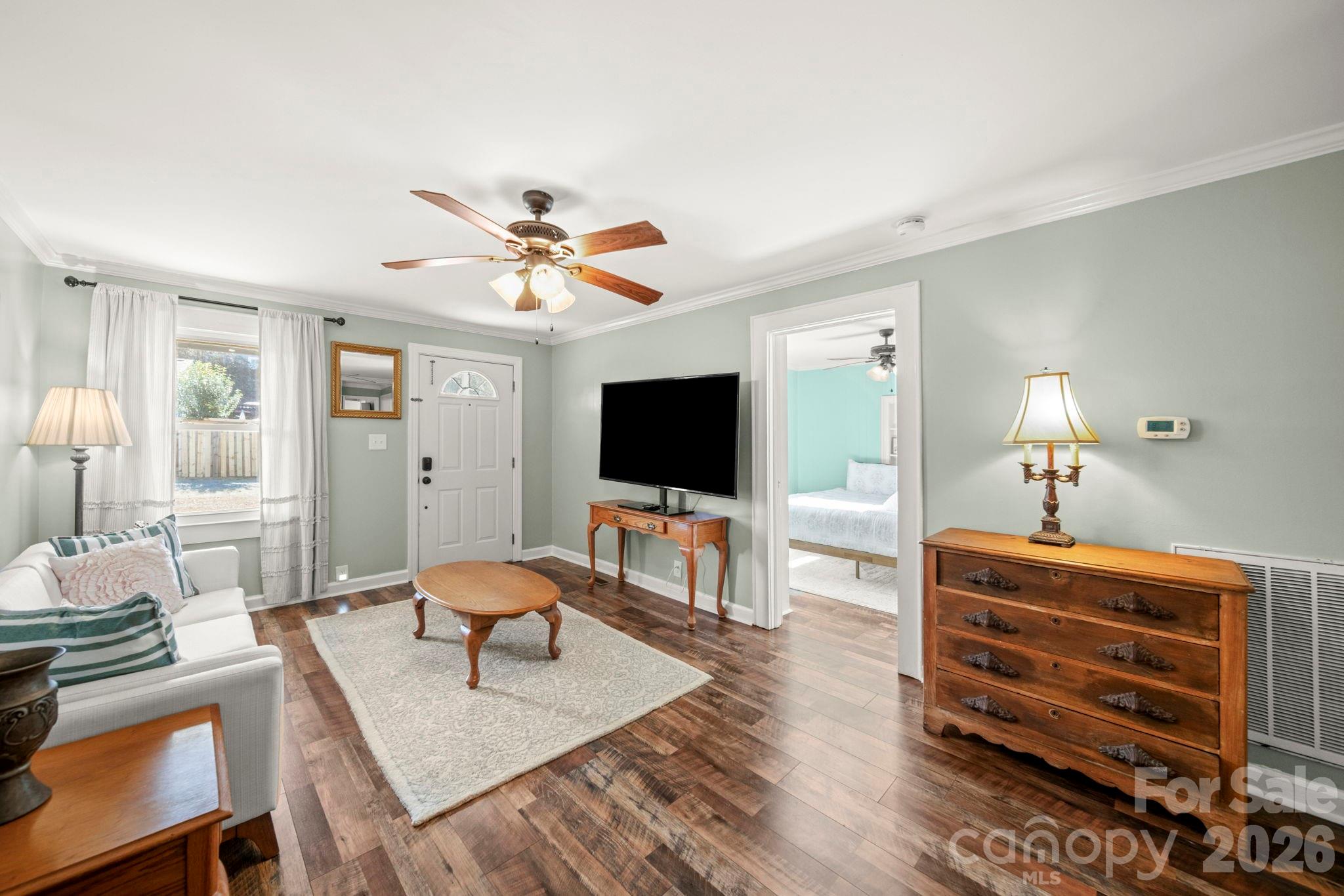 Riverside Drive - Residential