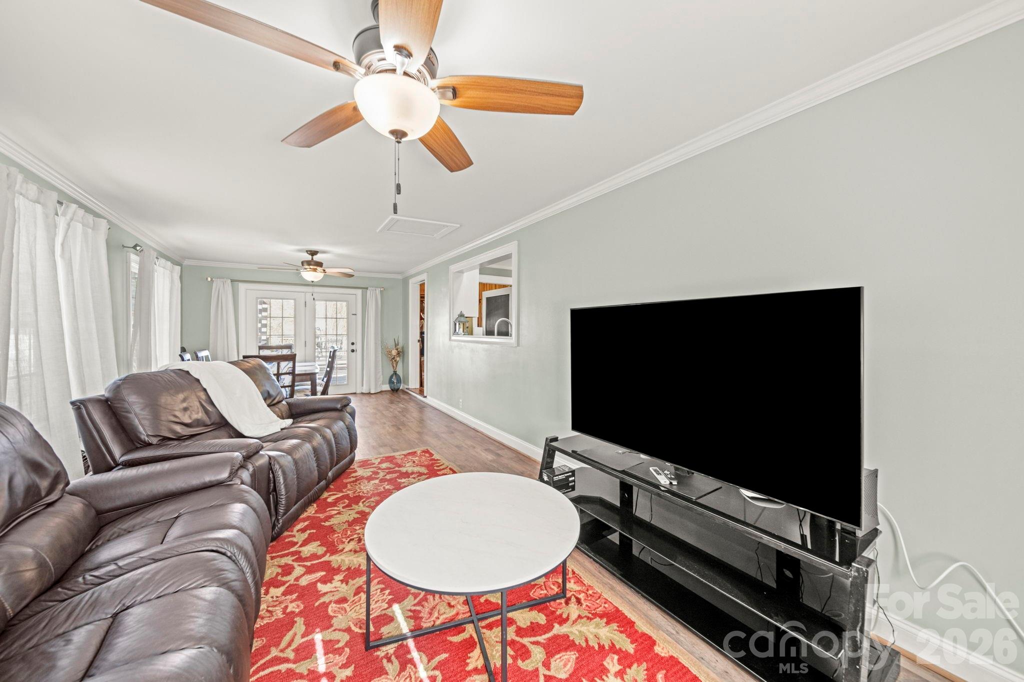 Riverside Drive - Residential
