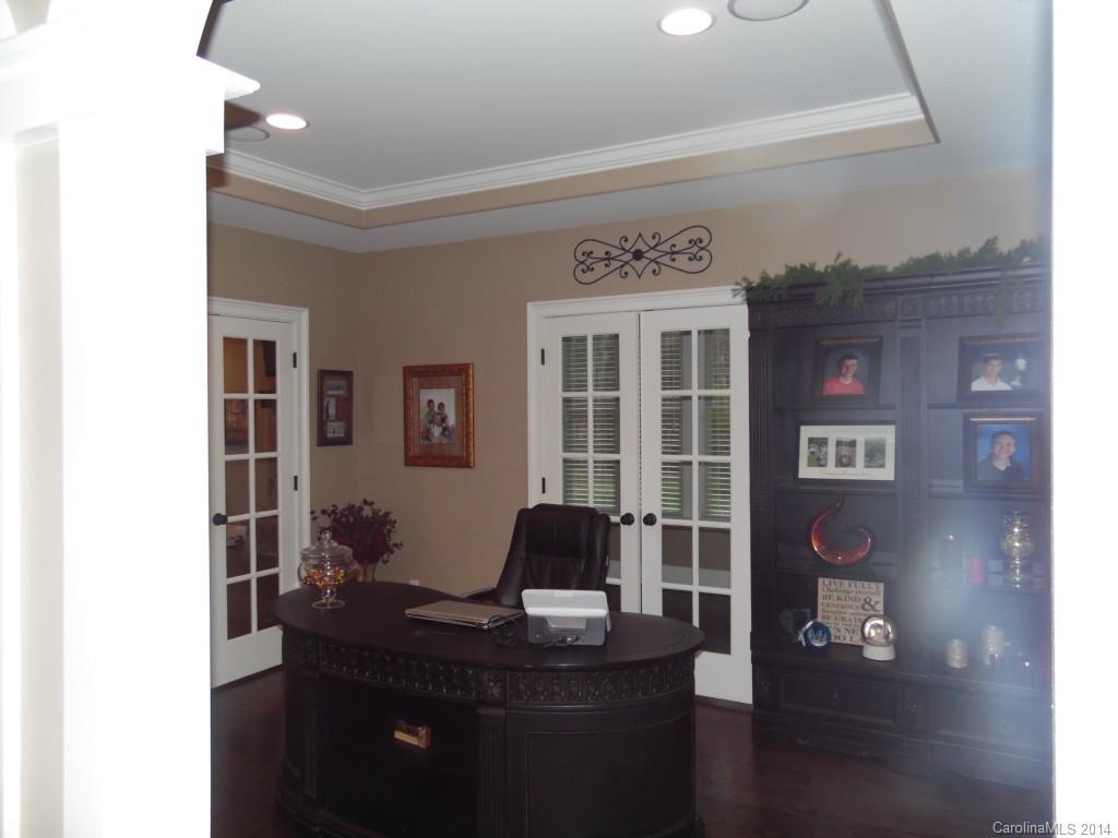 Water Edge - Residential