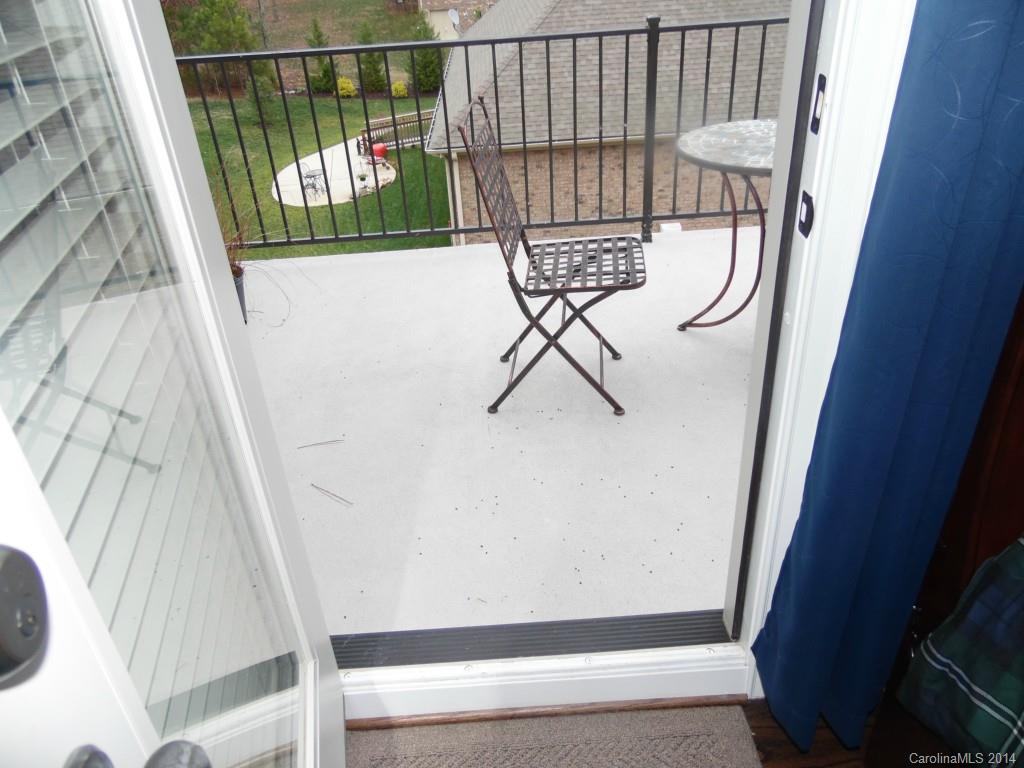 Water Edge - Residential