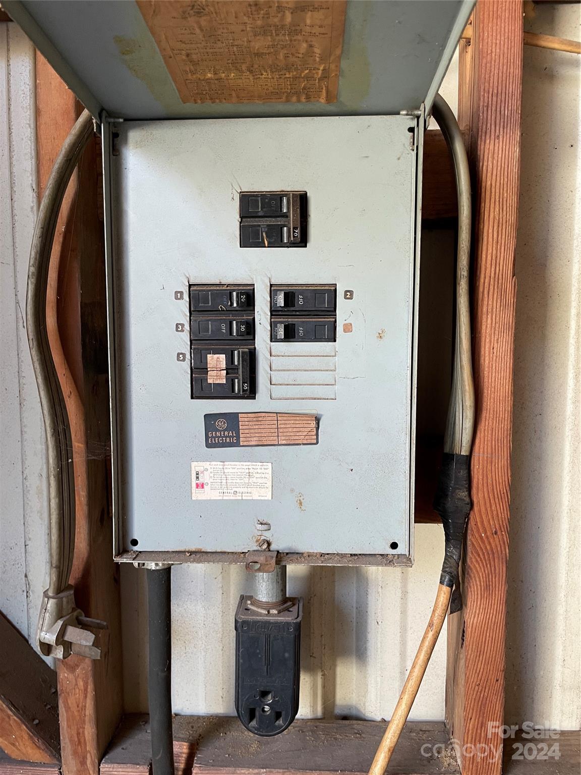 Mar Lynn Forest - Residential