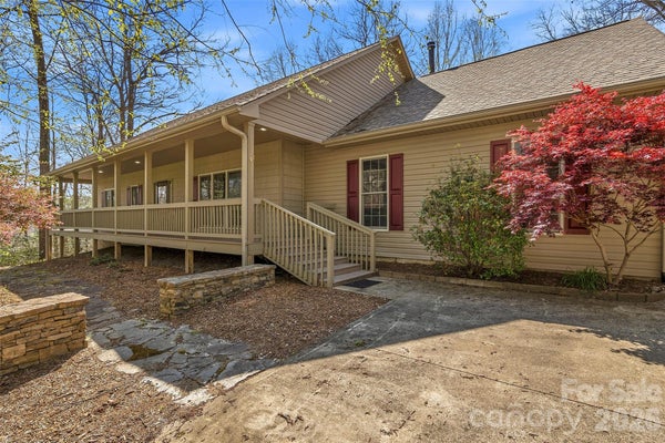 1244 WINDOVER DR, BREVARD, NC 28712 - Image c7ed8a06ed1b8698d3c45f1a42cbd322/2485262476
