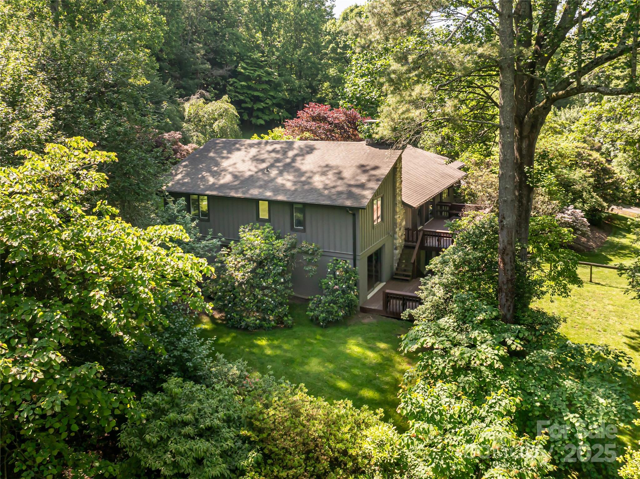 33 Deerhaven Lane