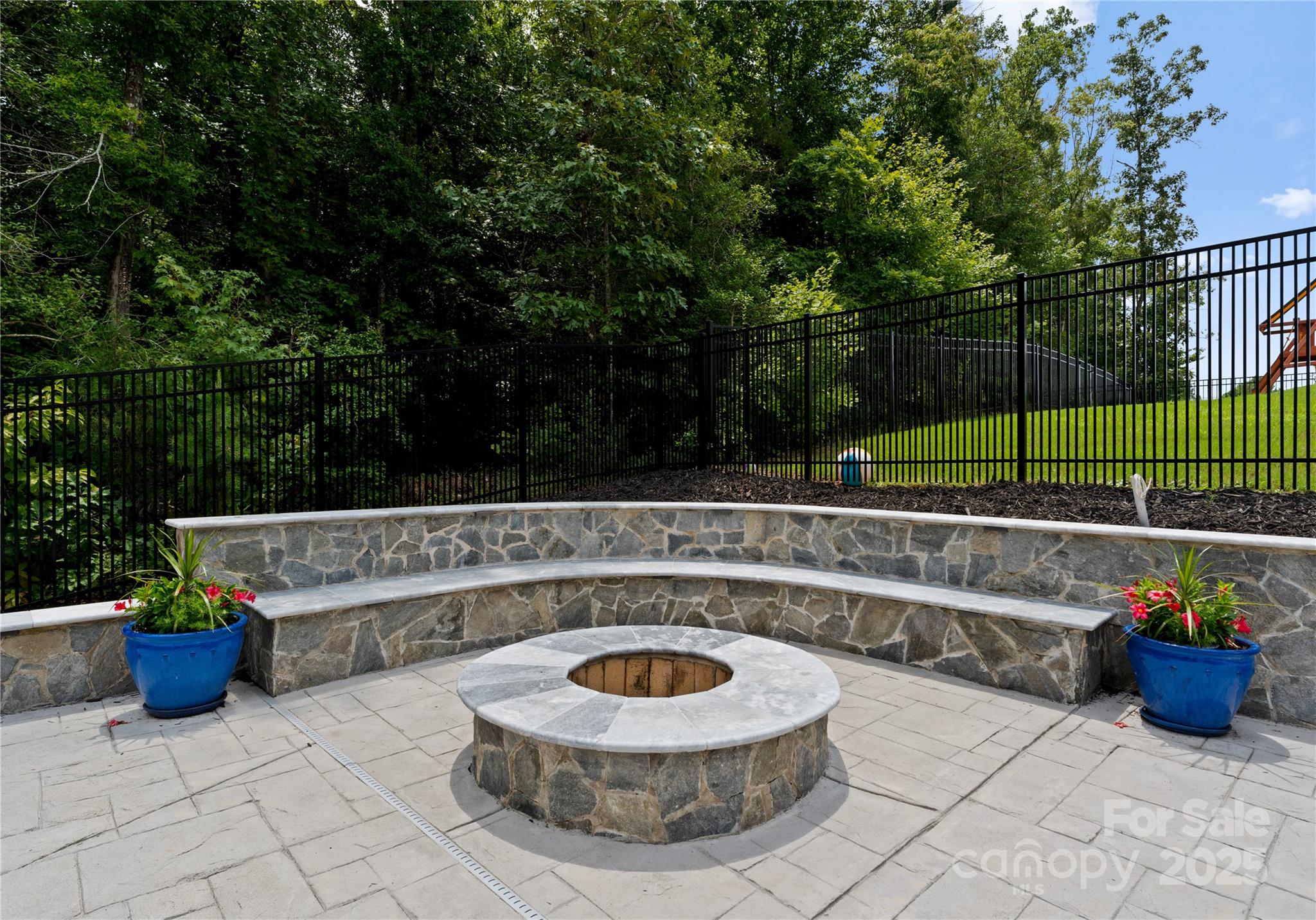 3239 Split Rail Lane