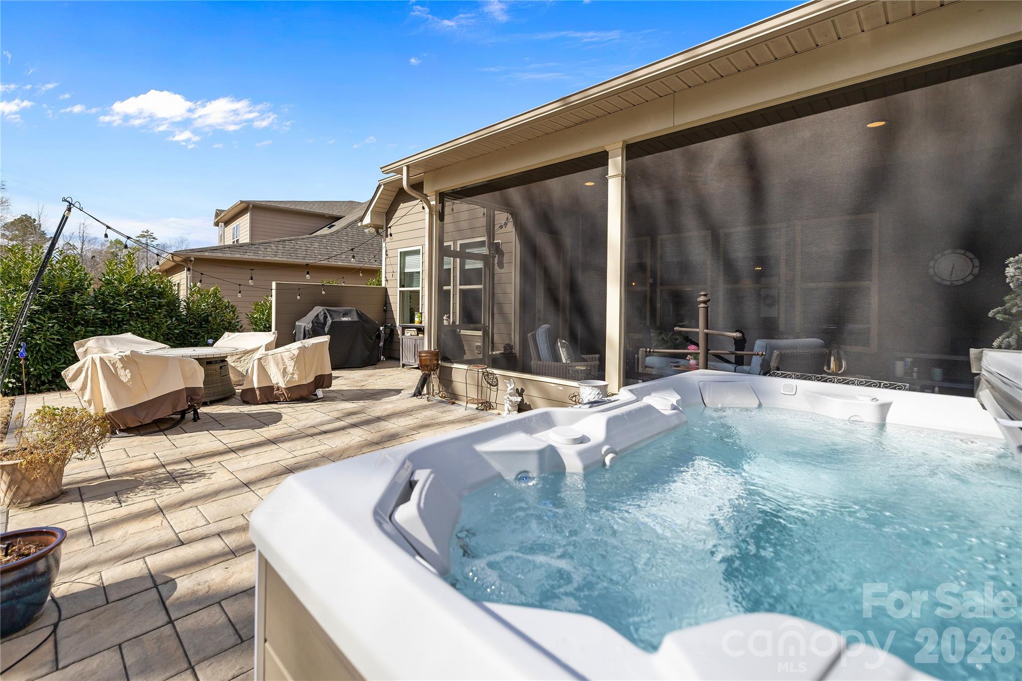 Queensbridge - Residential