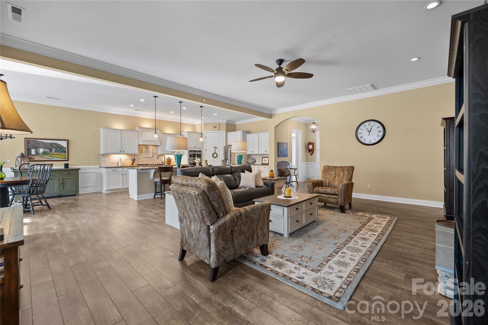 Queensbridge - Residential