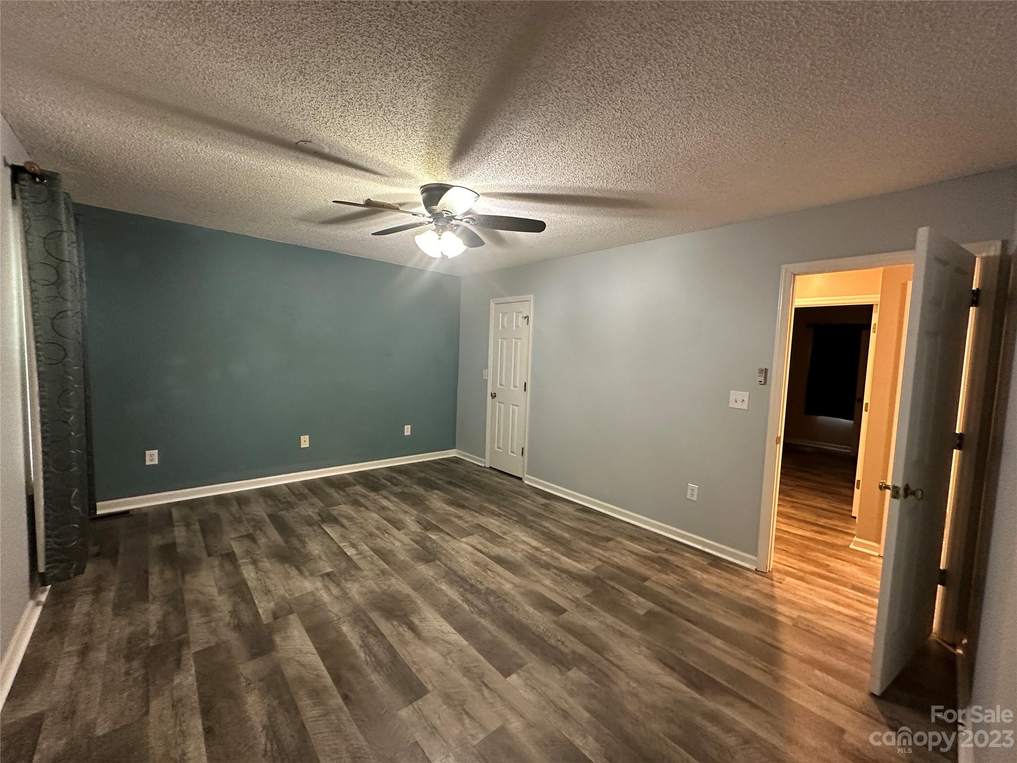 Colony Square - Residential