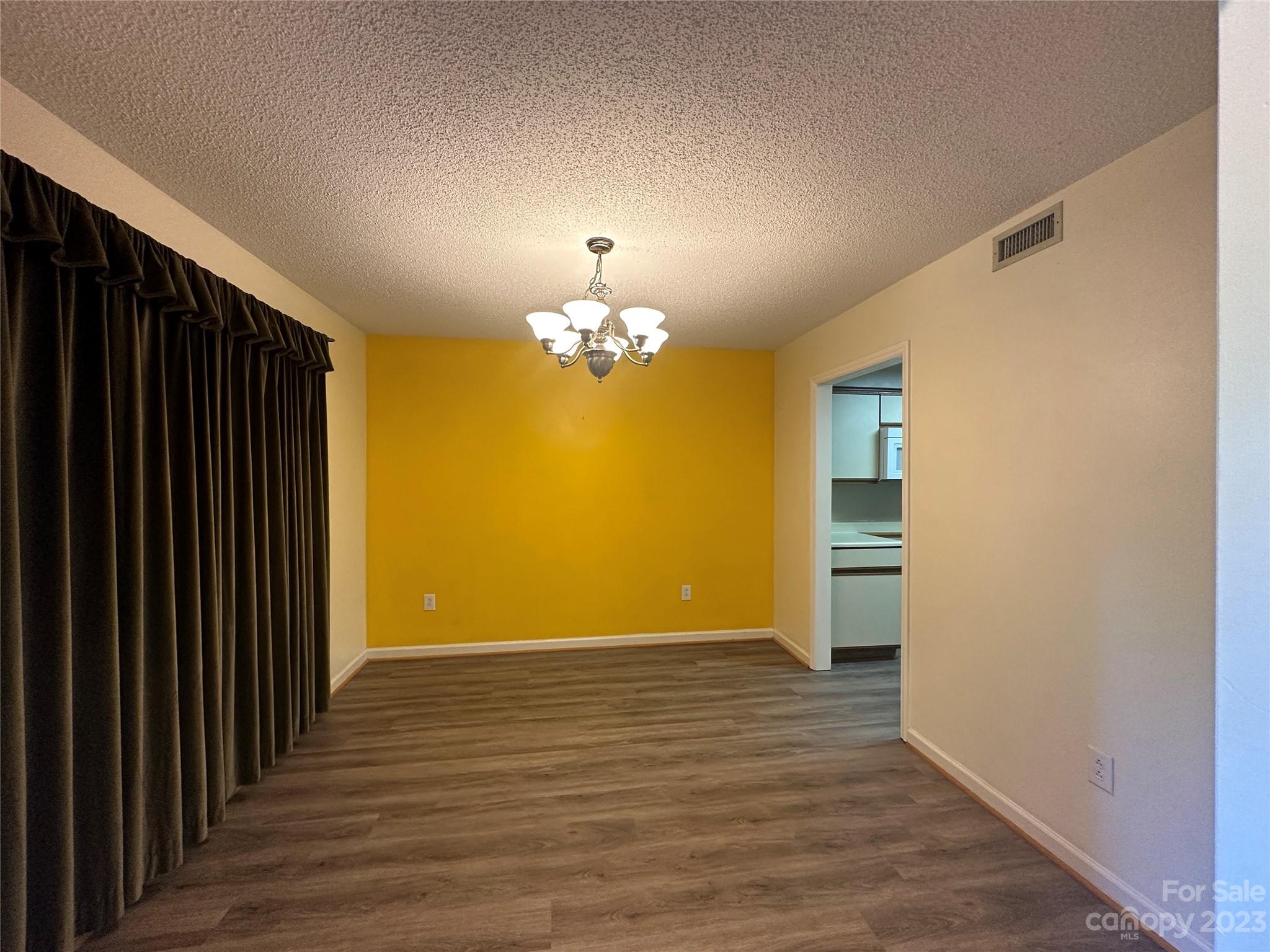 Colony Square - Residential