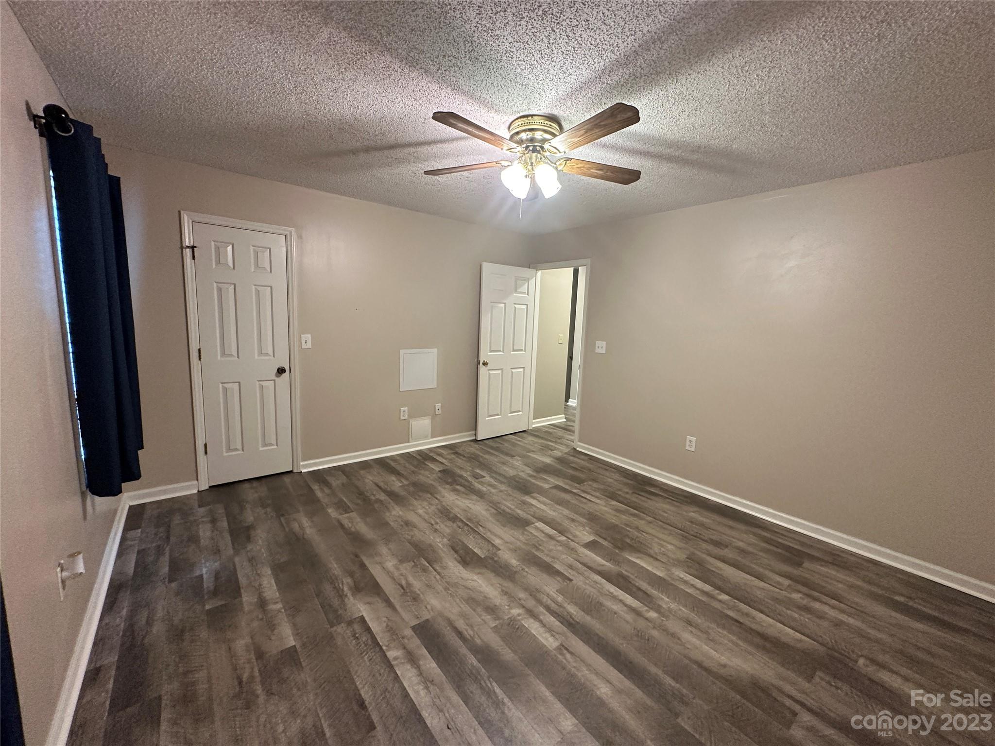 Colony Square - Residential