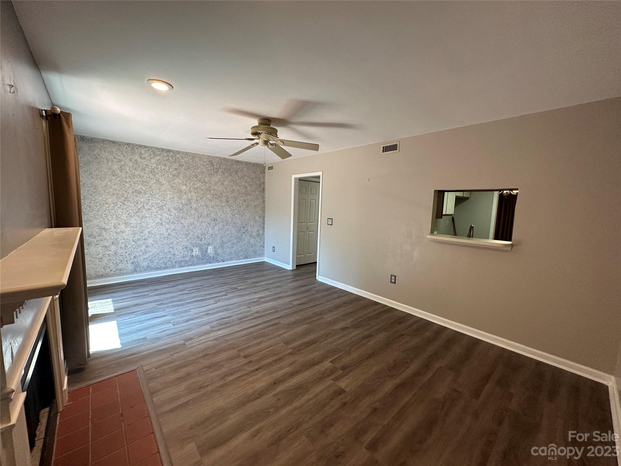 Colony Square - Residential