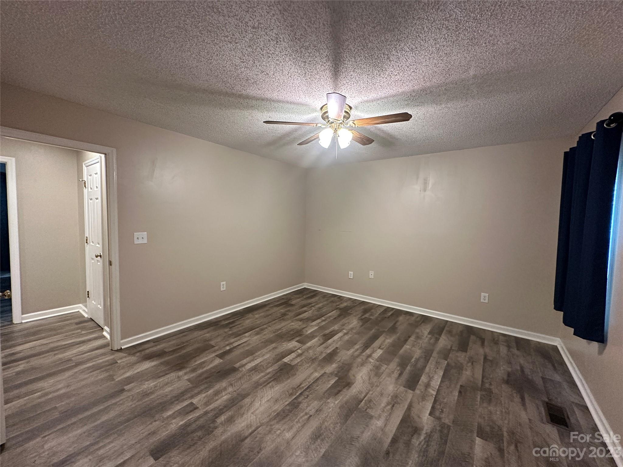 Colony Square - Residential