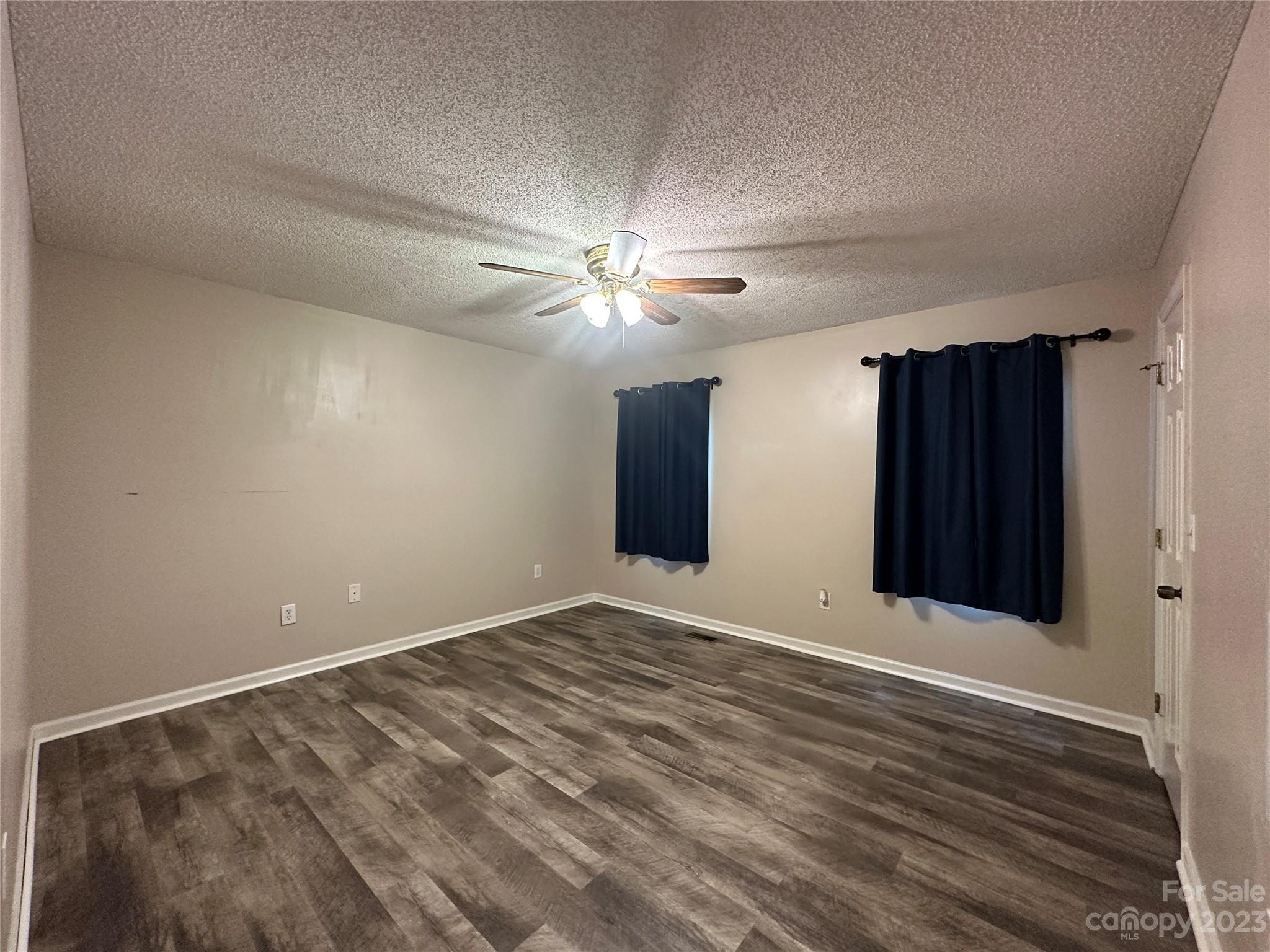 Colony Square - Residential