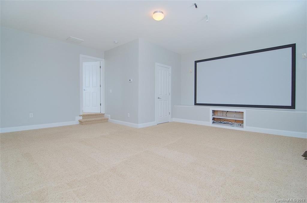 Macaulay - Residential