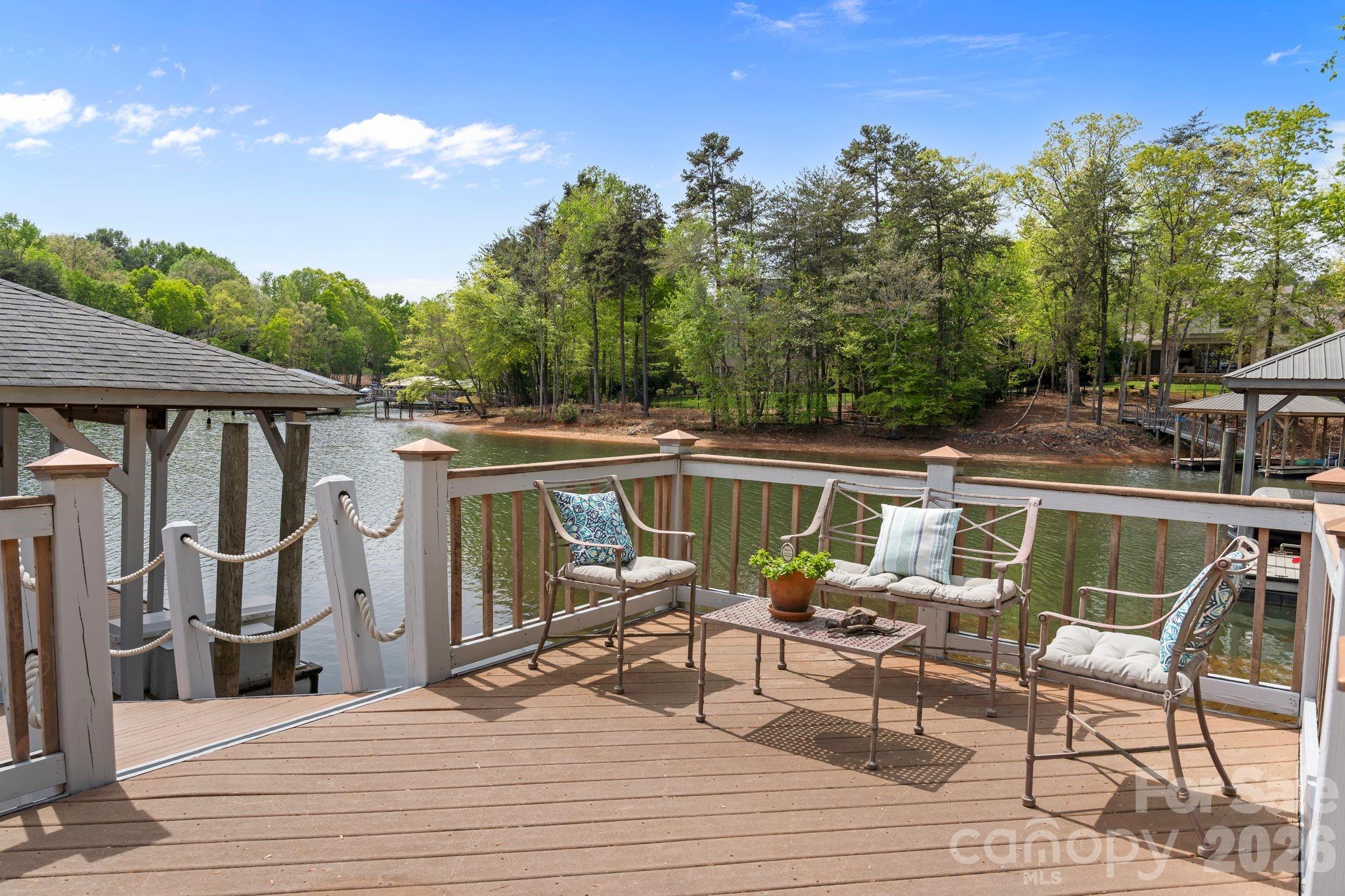 Sailview - Residential