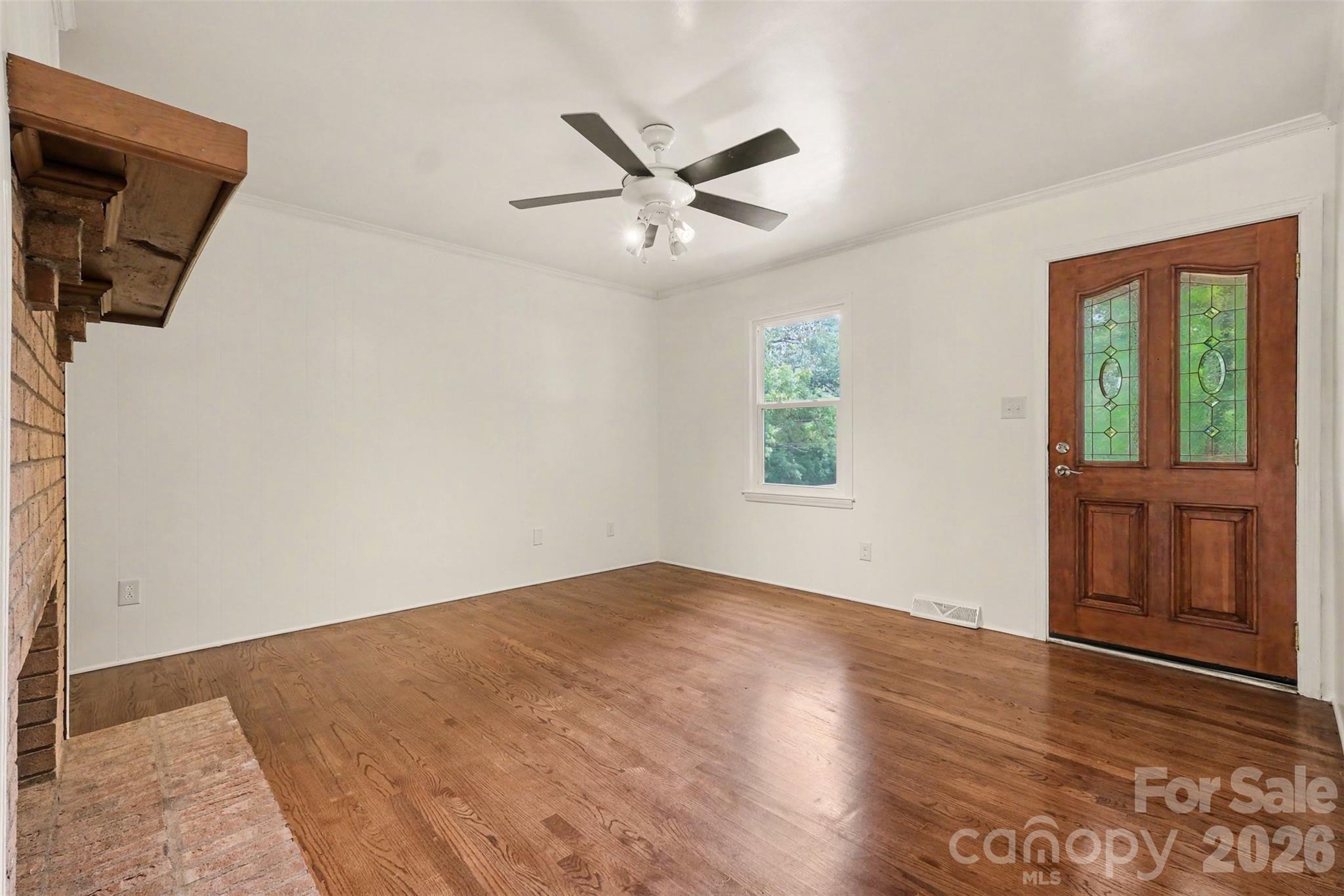 5315 Ruth Drive