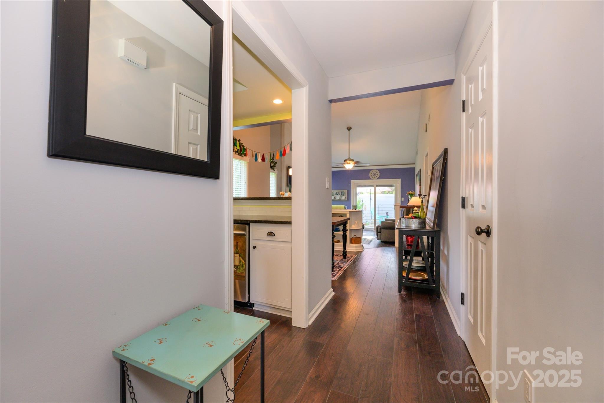 9239 N Vicksburg Park Court