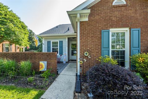 9239 N Vicksburg Park Court Charlotte NC 28210
