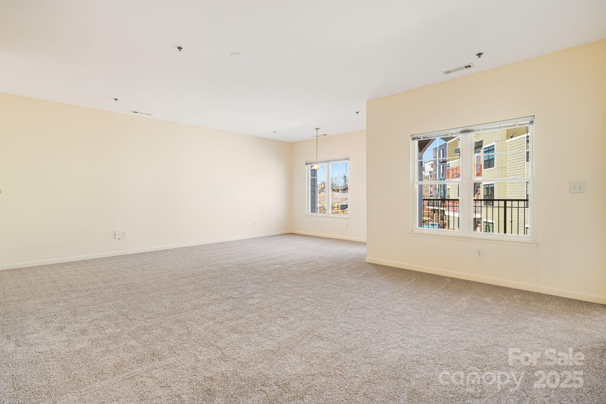 64 Clingman Avenue 302