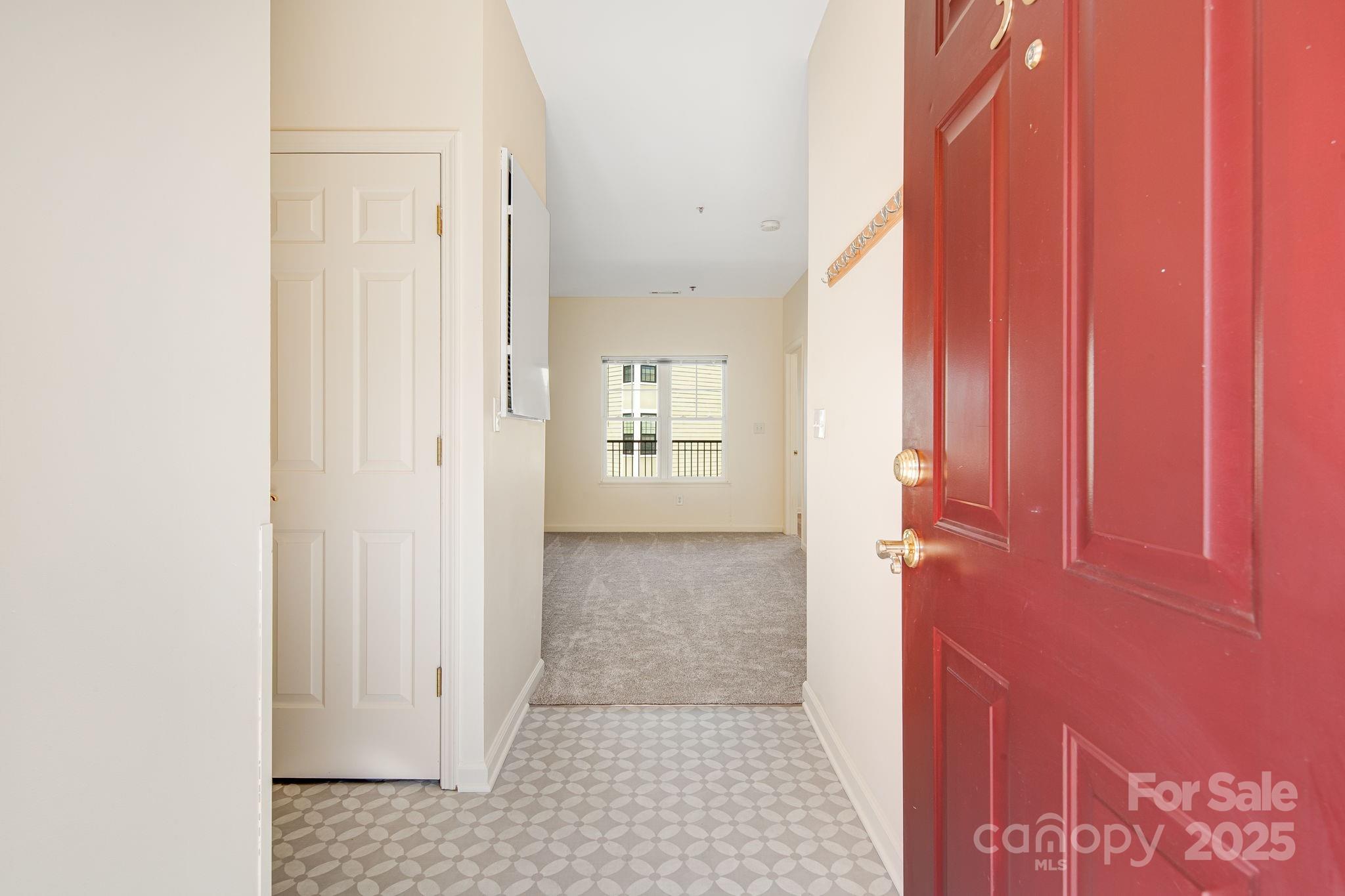 64 Clingman Avenue 302