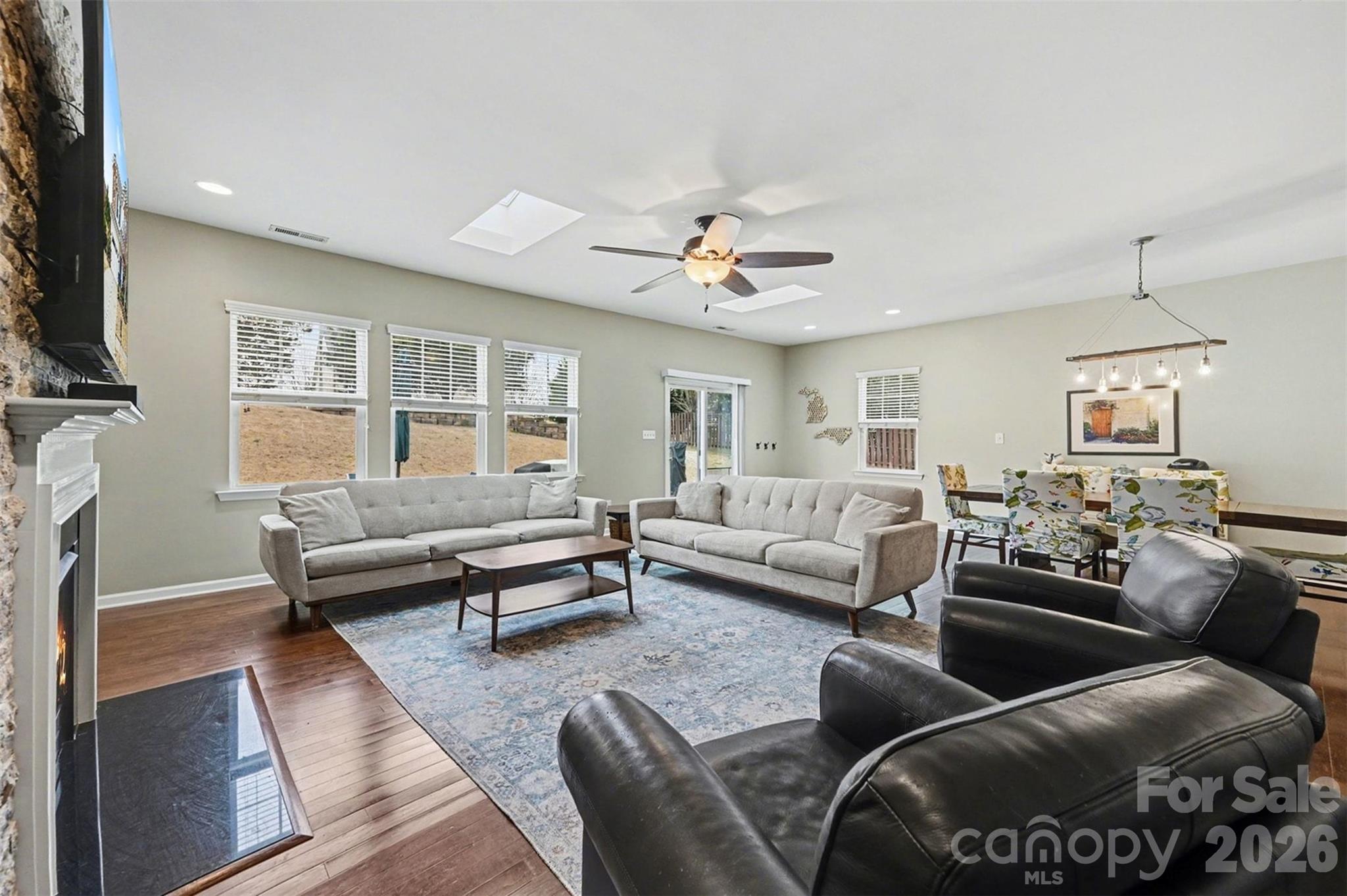 116 Glastonbury Drive