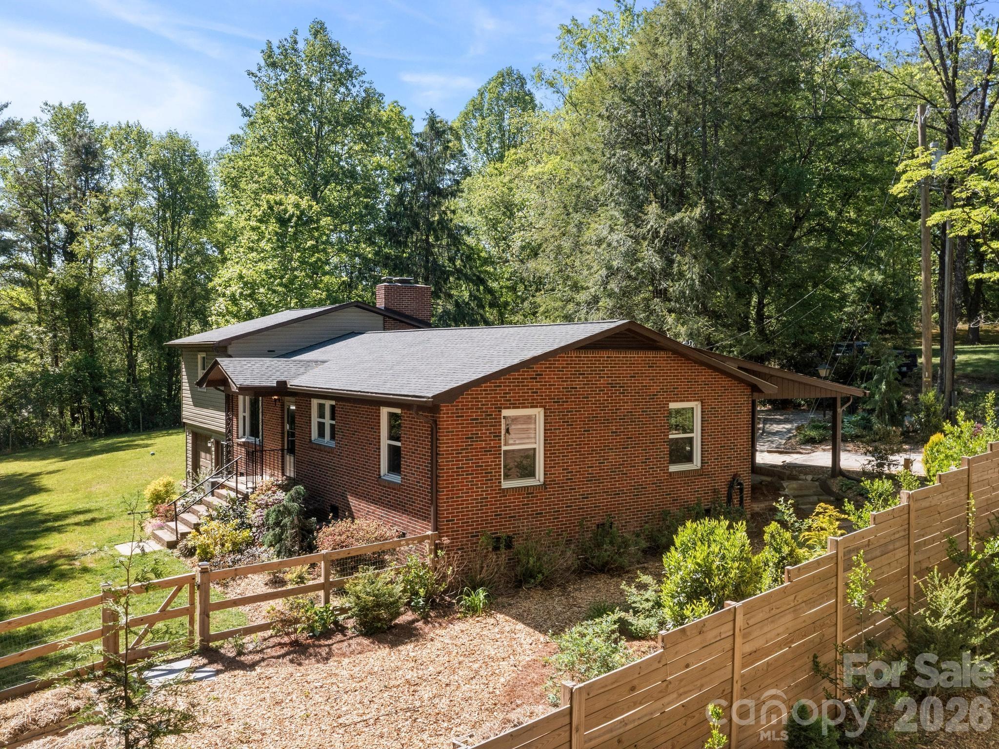 97 Columbia Circle