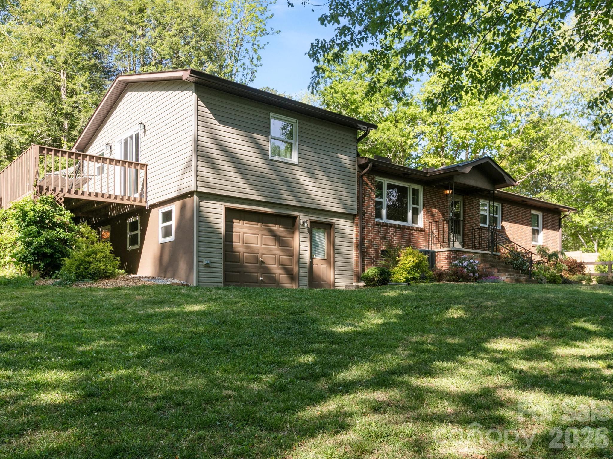 97 Columbia Circle