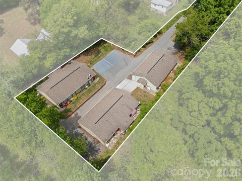 Photo of 374 Water Street, Mooresville, NC 28115 (MLS # 4370764)