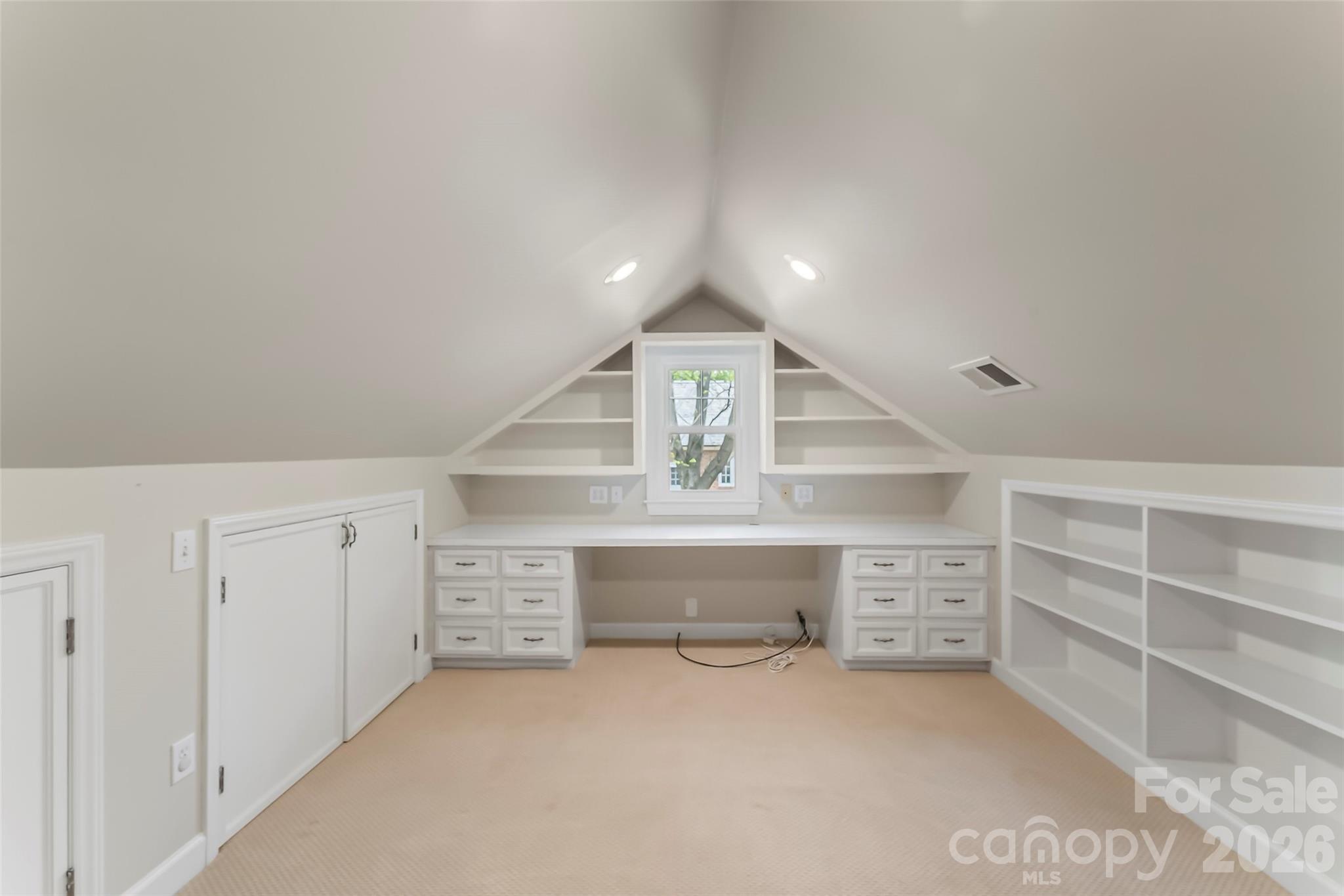 Riverside - Residential