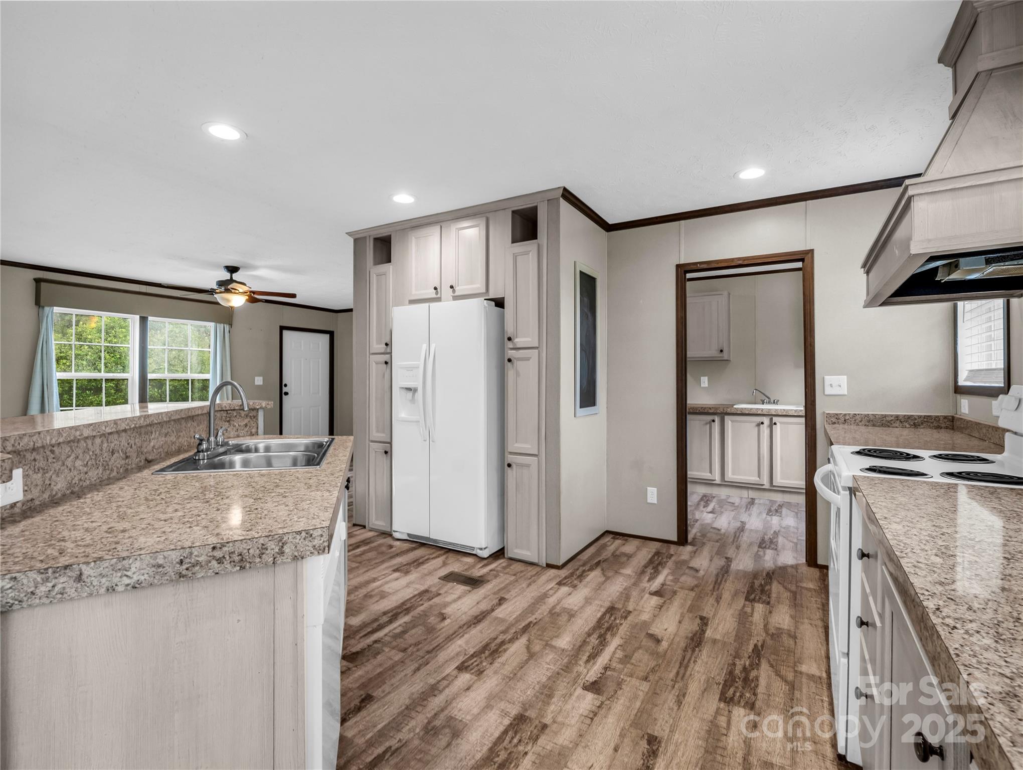 423 Dills Road