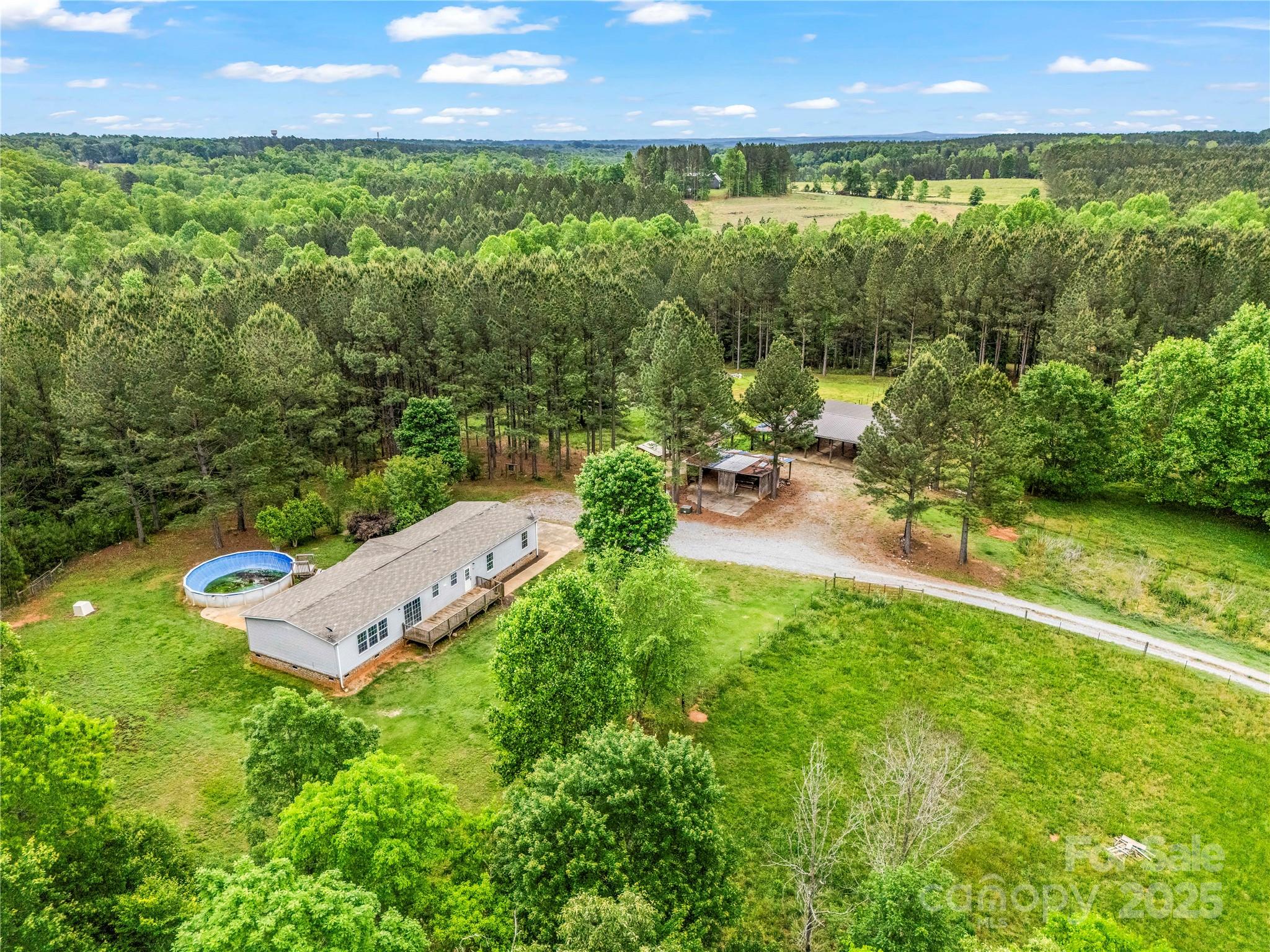 423 Dills Road