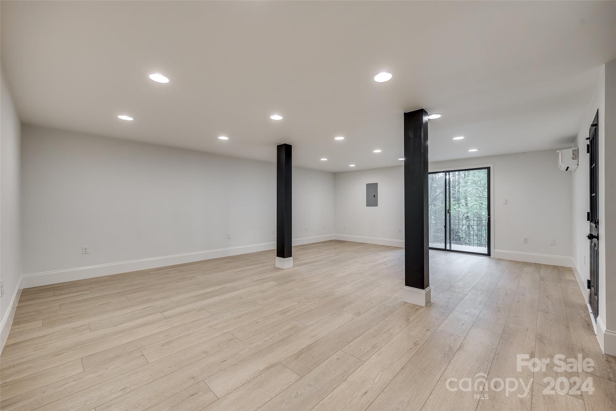 Tega Cay - Residential