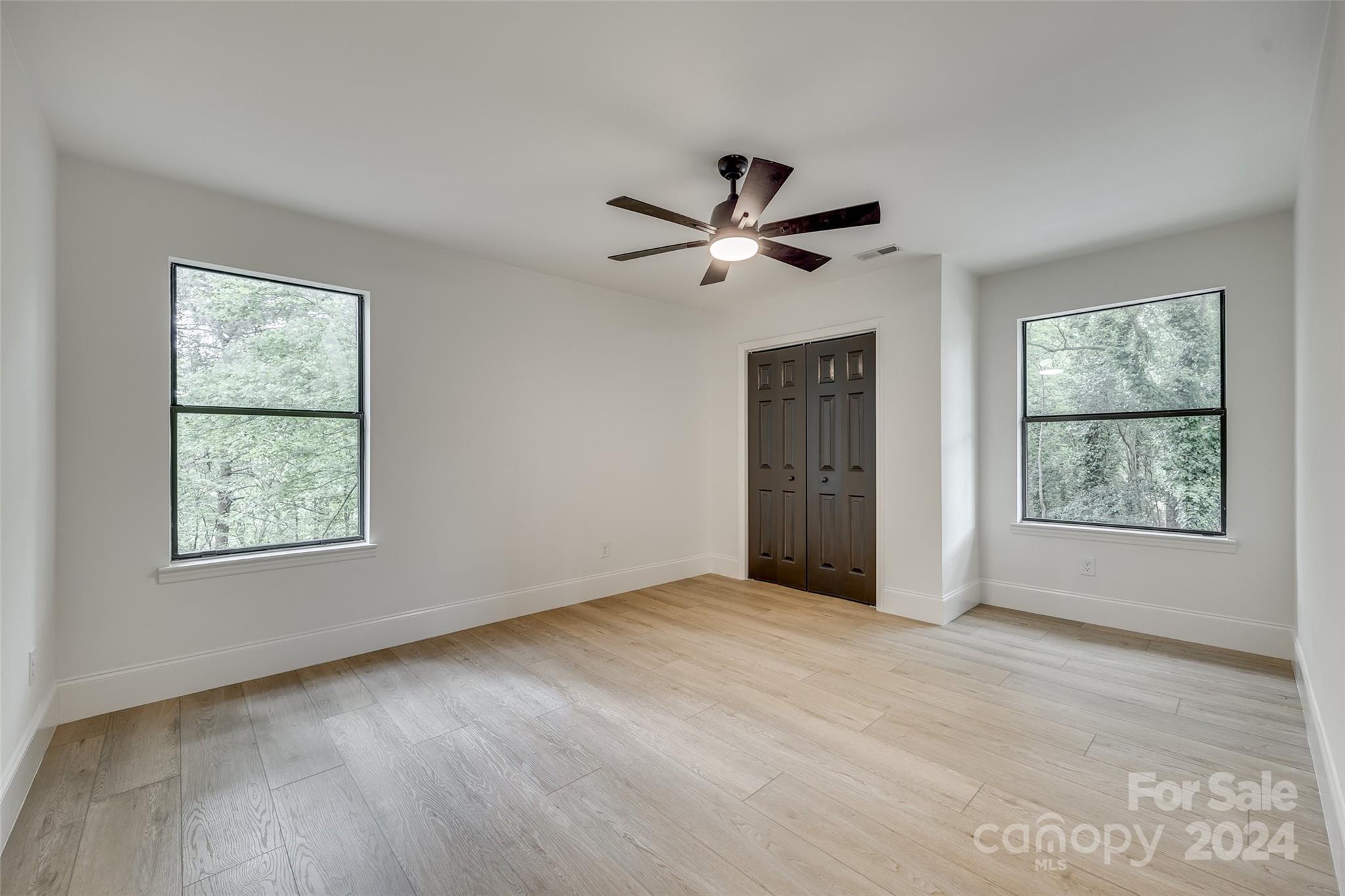 Tega Cay - Residential