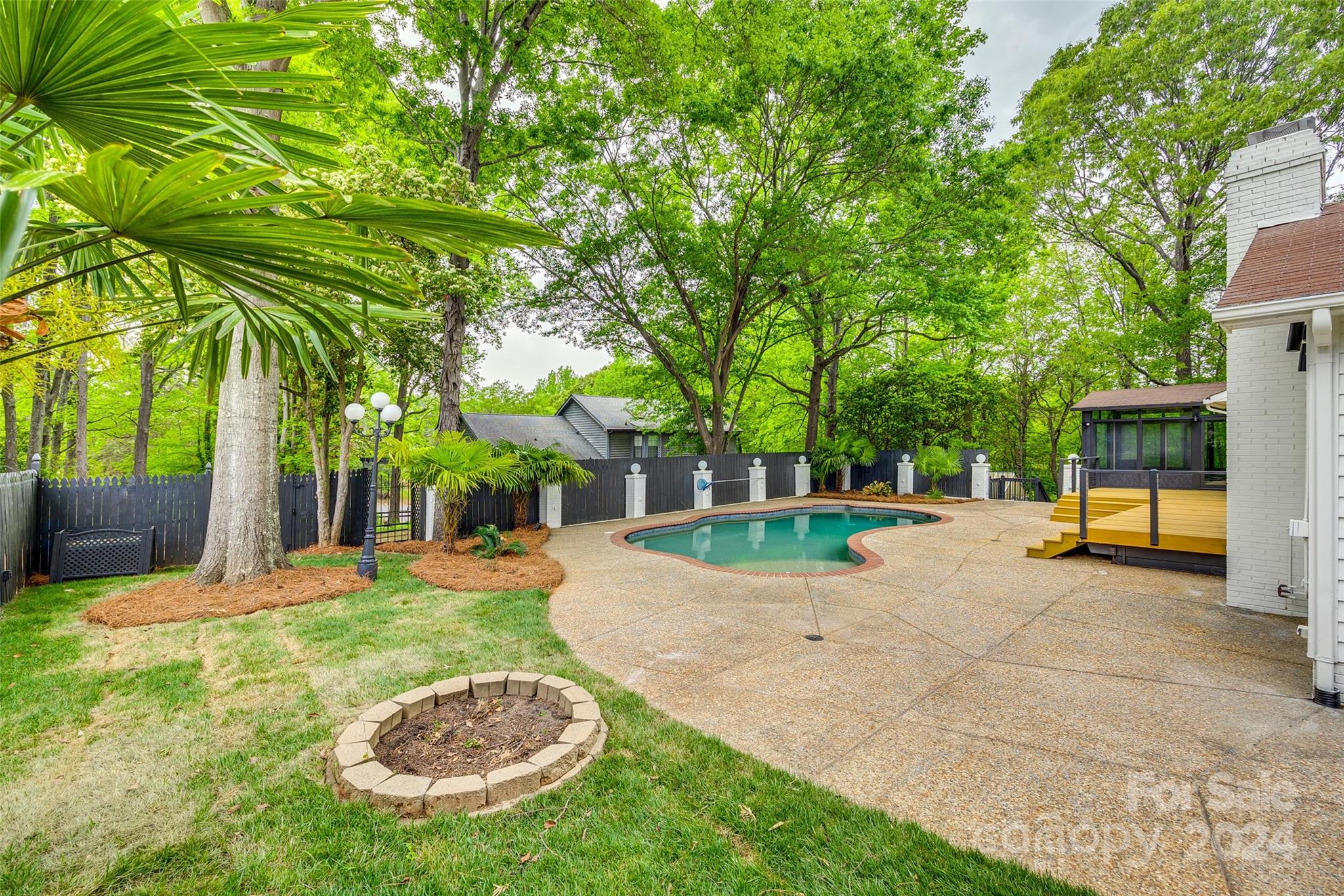 Tega Cay - Residential