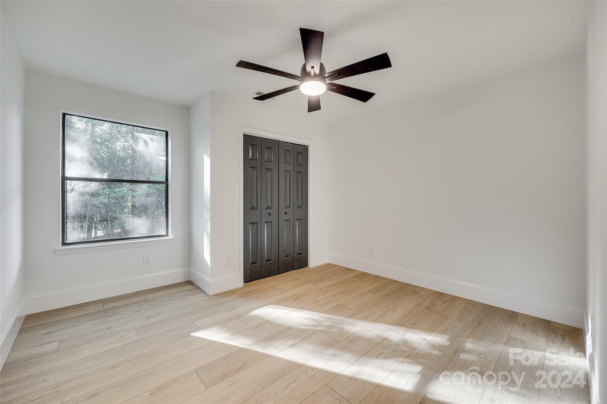 Tega Cay - Residential