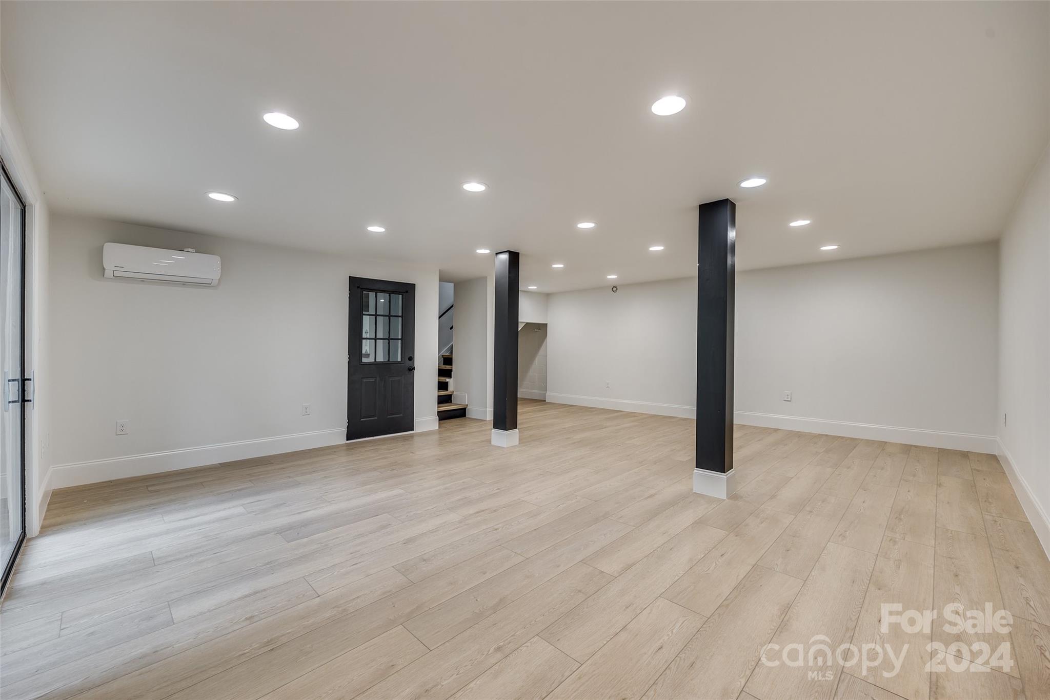 Tega Cay - Residential