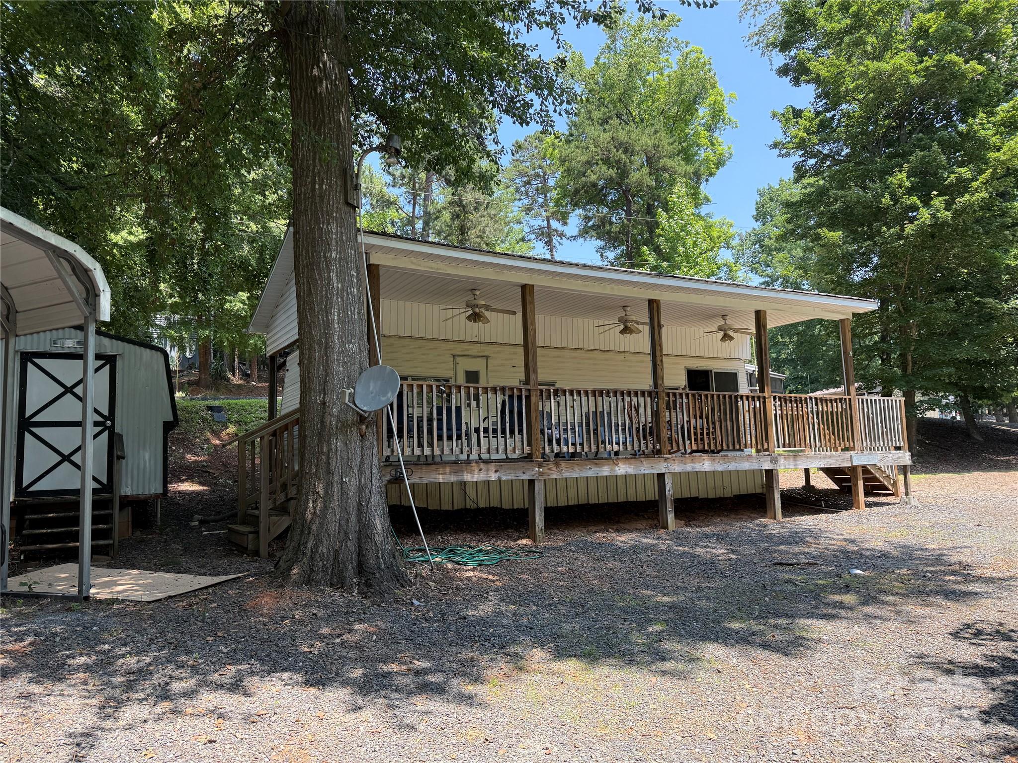 104 Deer Park Road D143