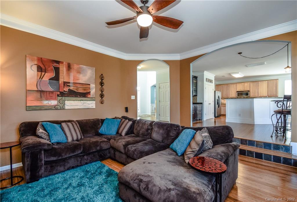 Curtis Pond - Residential