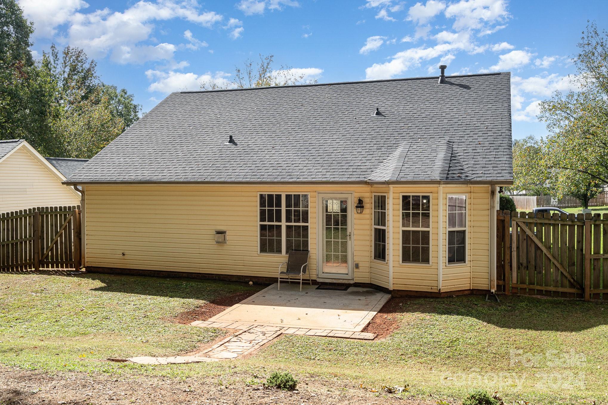 Longview Oaks - Residential