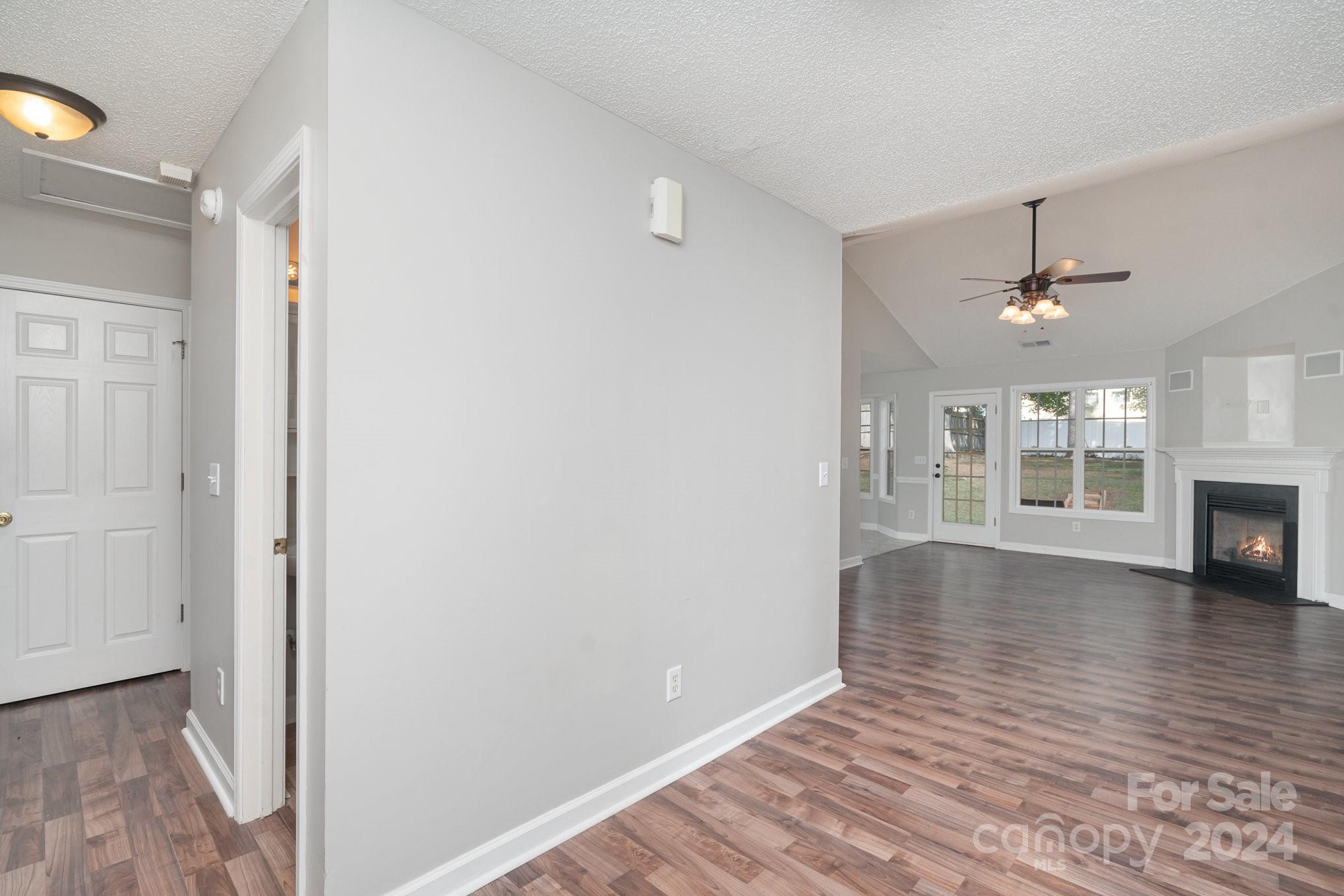 Longview Oaks - Residential