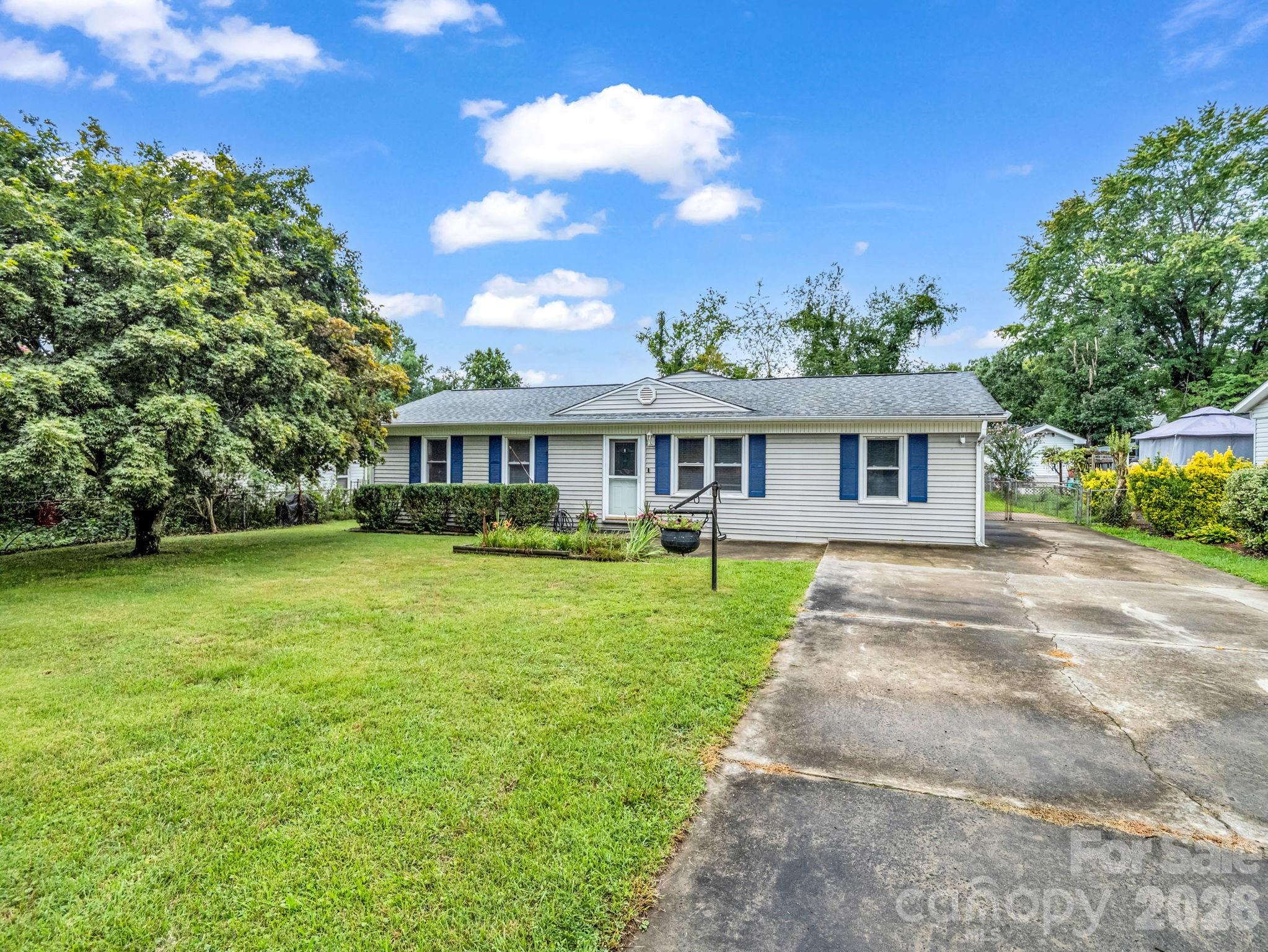 119 Scenic View Drive