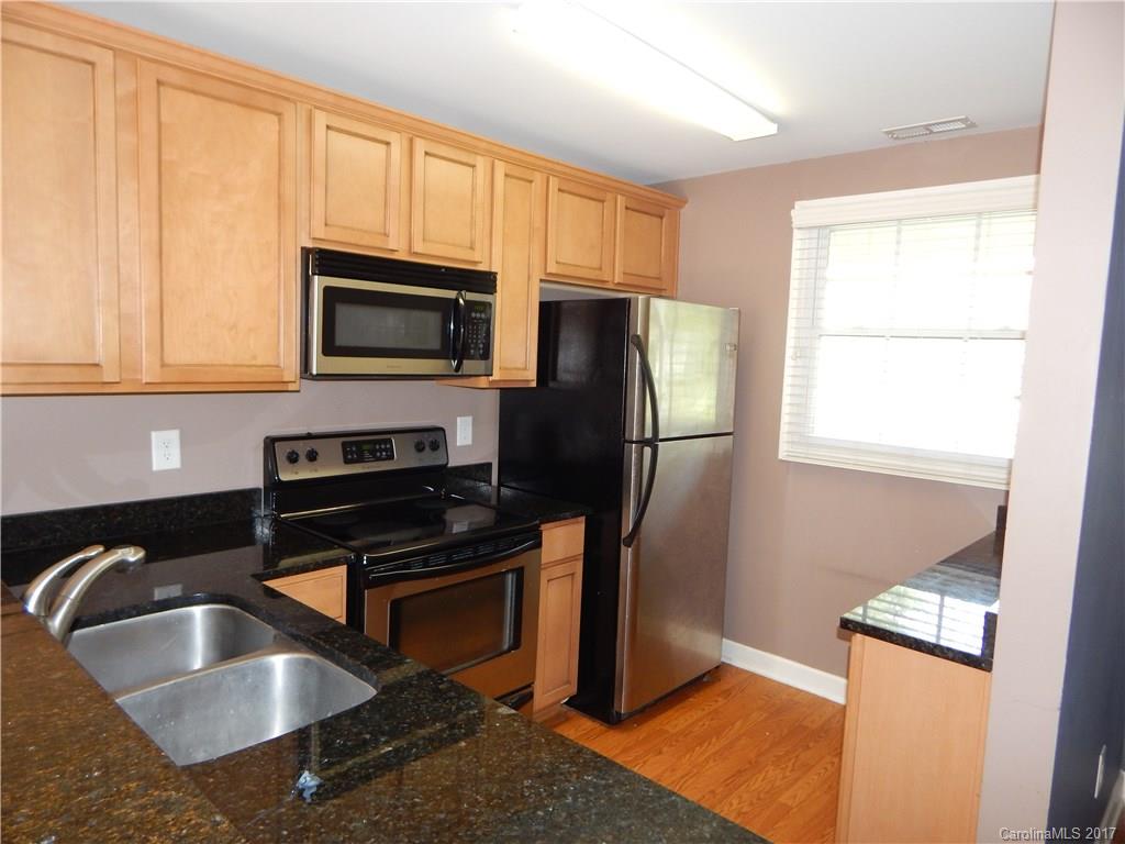 Commonwealth - Residential Lease