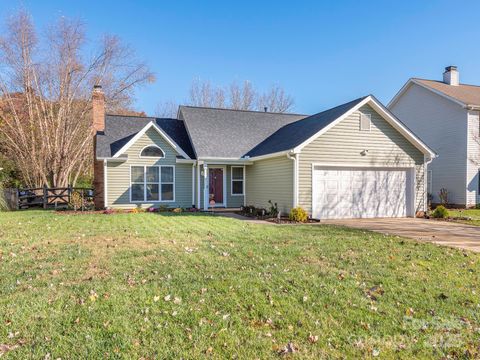 3930 Huntmeadow Drive Charlotte NC 28269