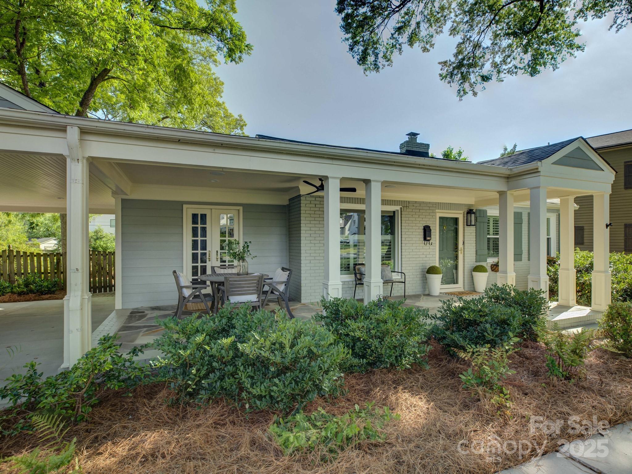 1069 Sedgefield Road