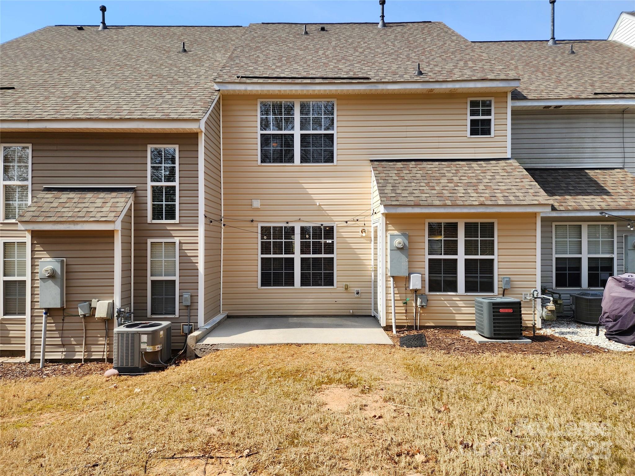 Old Stone Crossing - Residential Lease